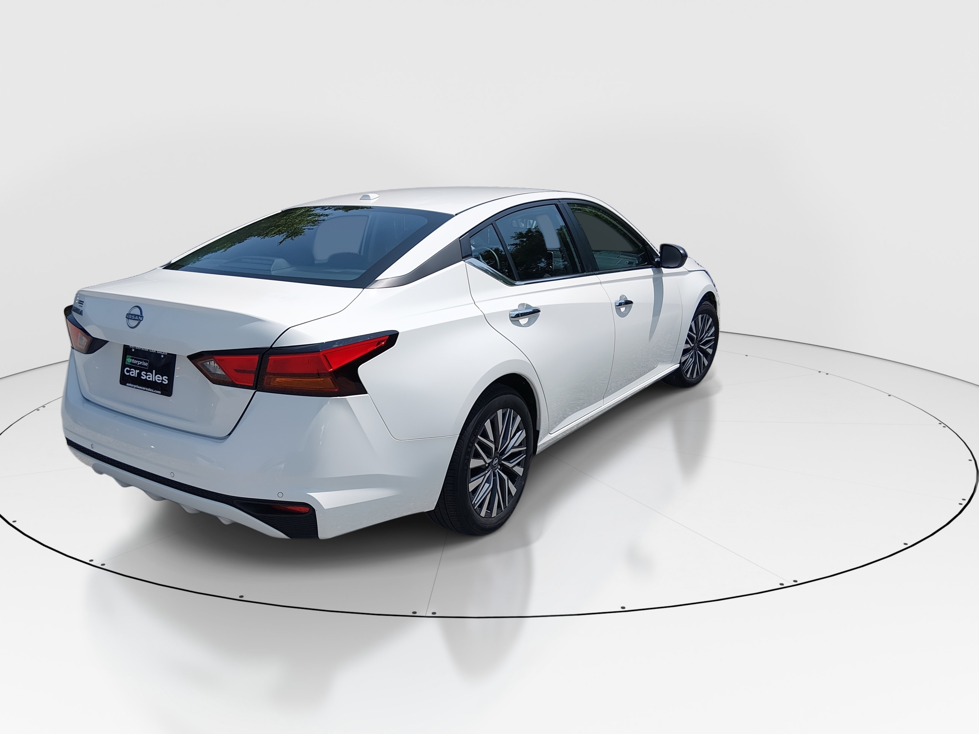 2025 Nissan Altima SV - Photo 7