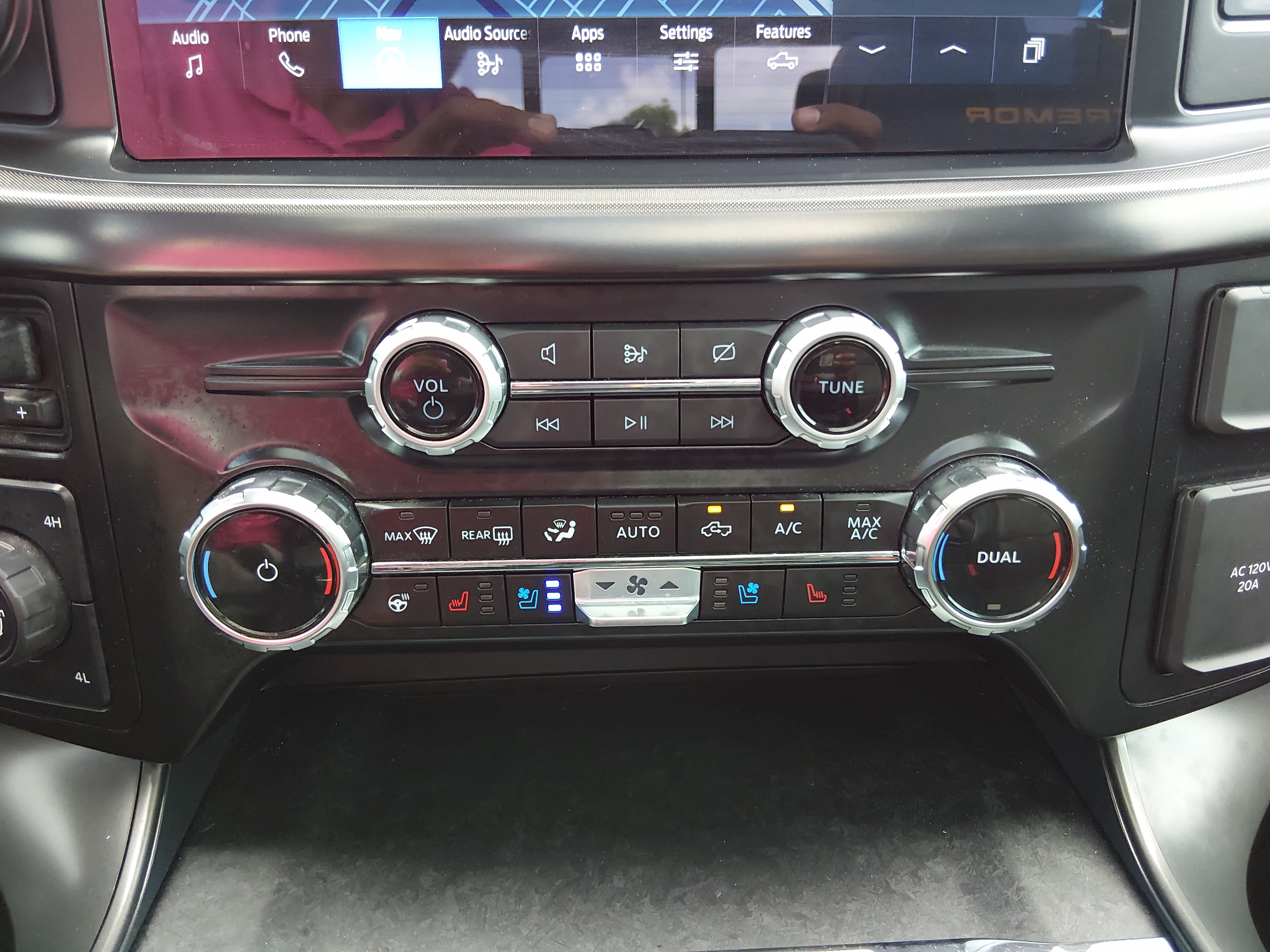 2024 Ford F-150 Tremor - Photo 19