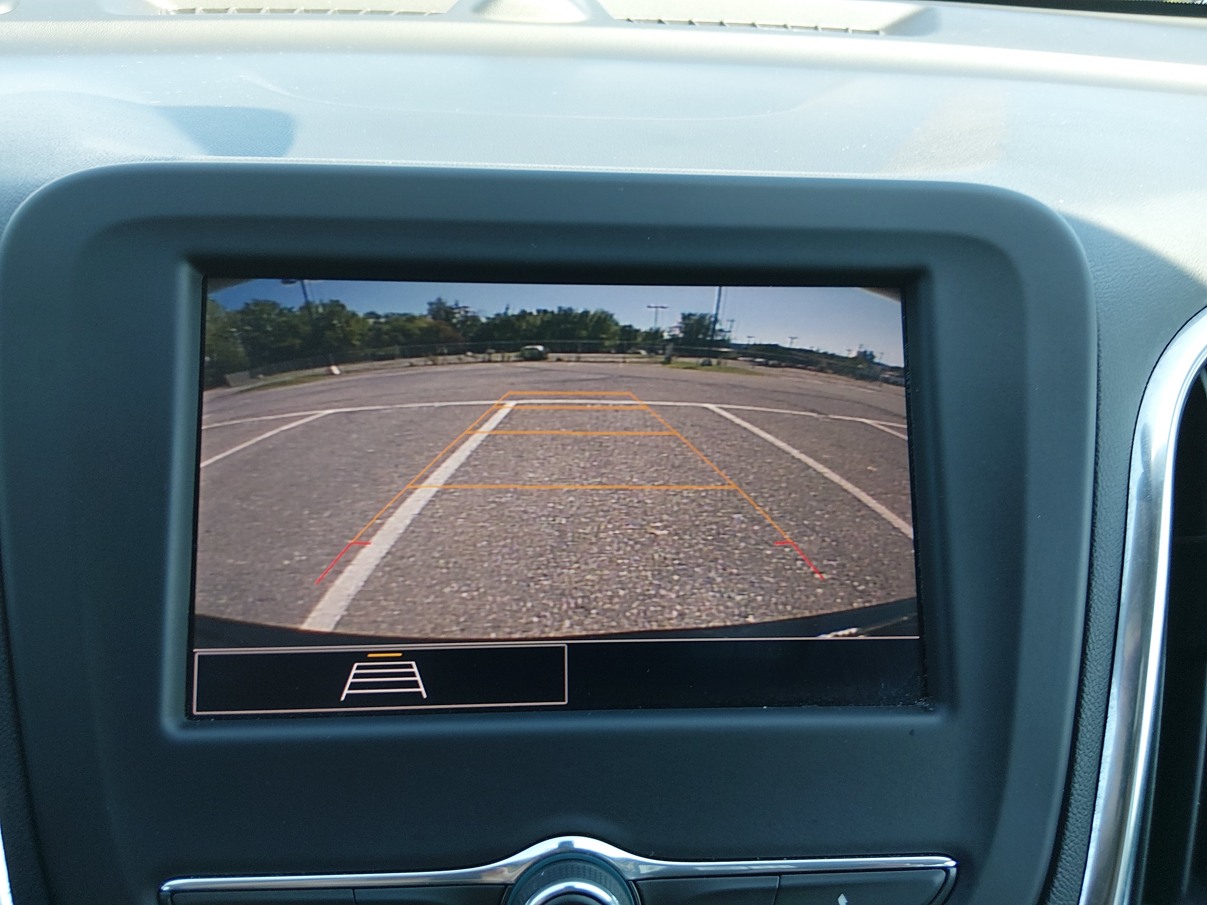2024 Chevrolet Equinox LT - Photo 16
