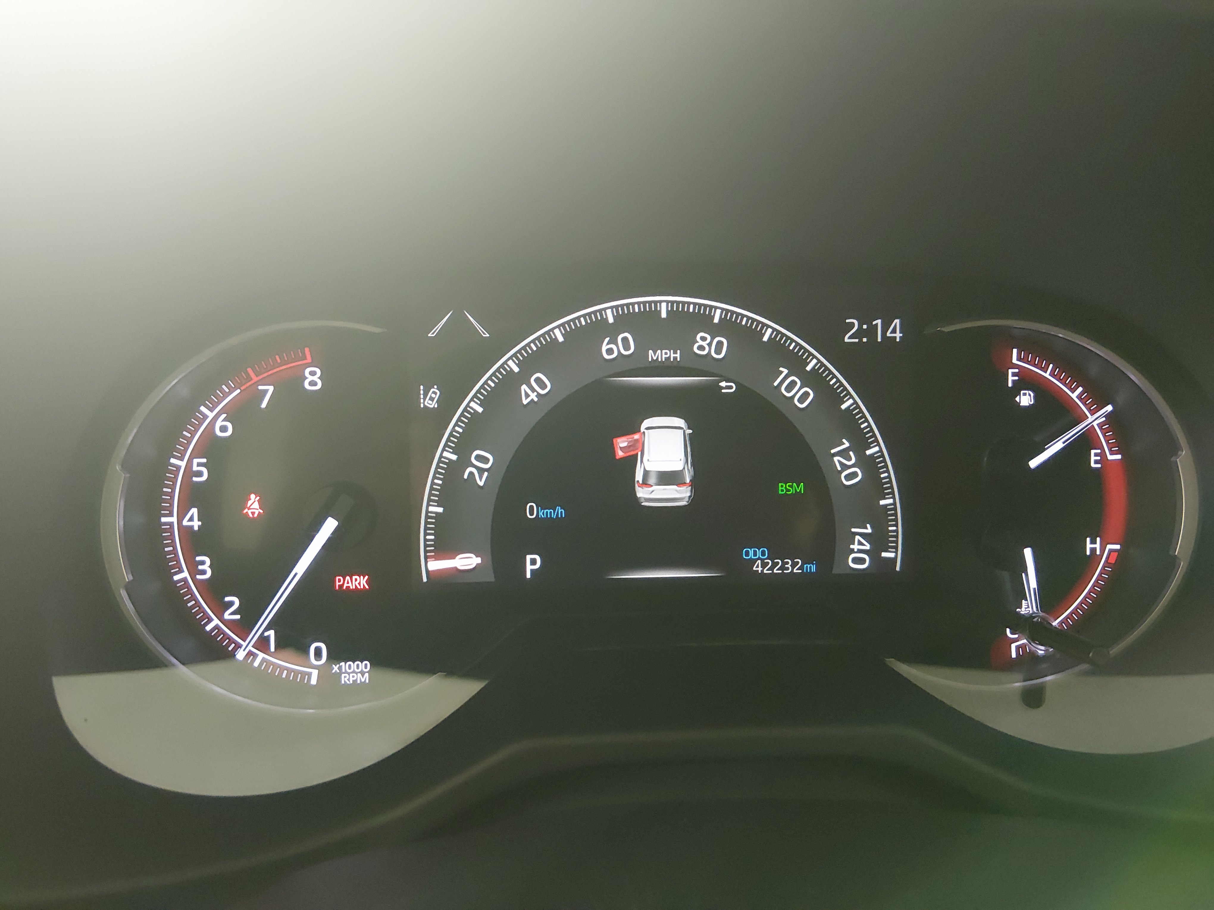 2024 Toyota RAV4 XLE - Photo 14