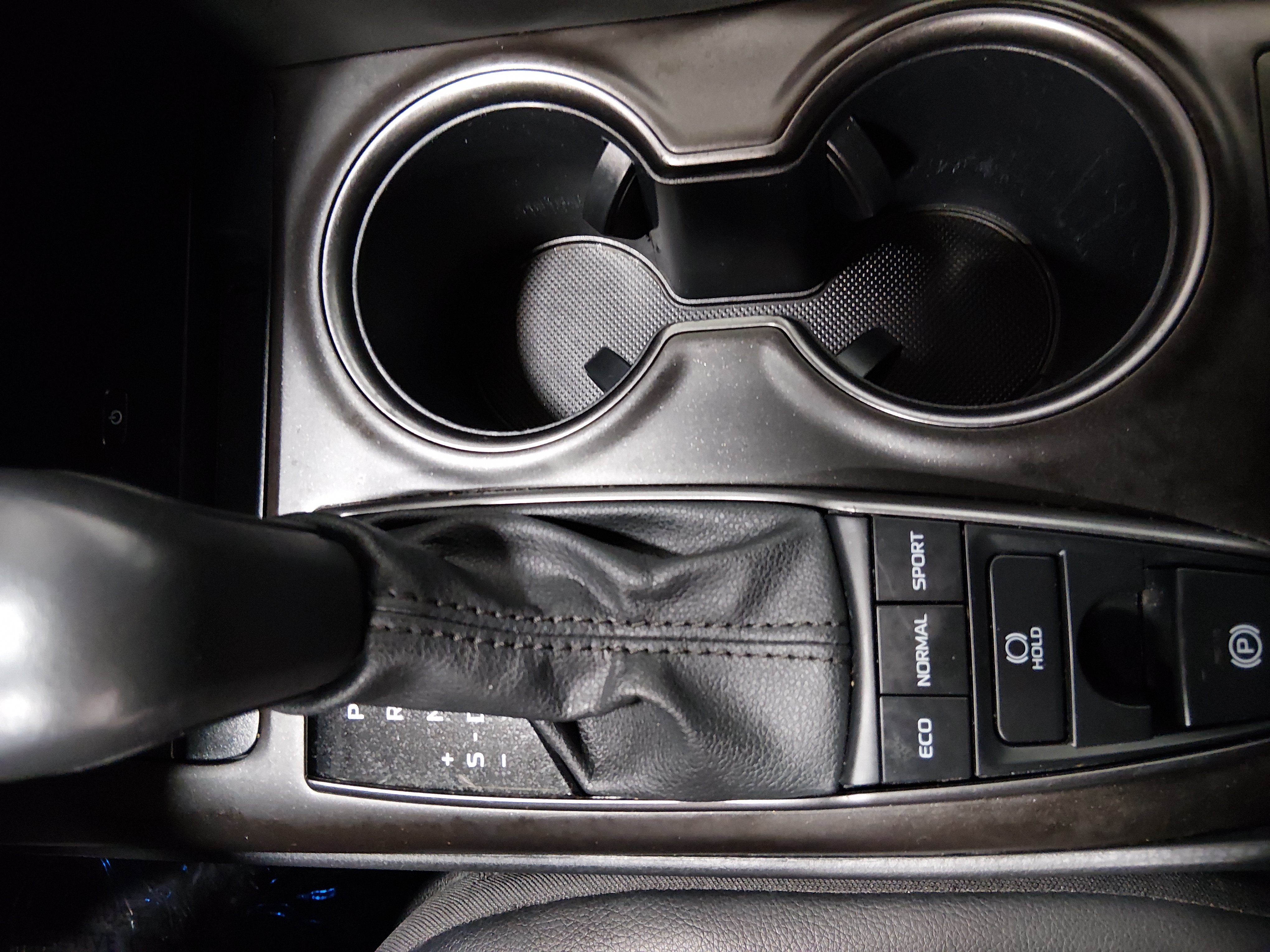 2024 Toyota Camry XSE - Photo 13
