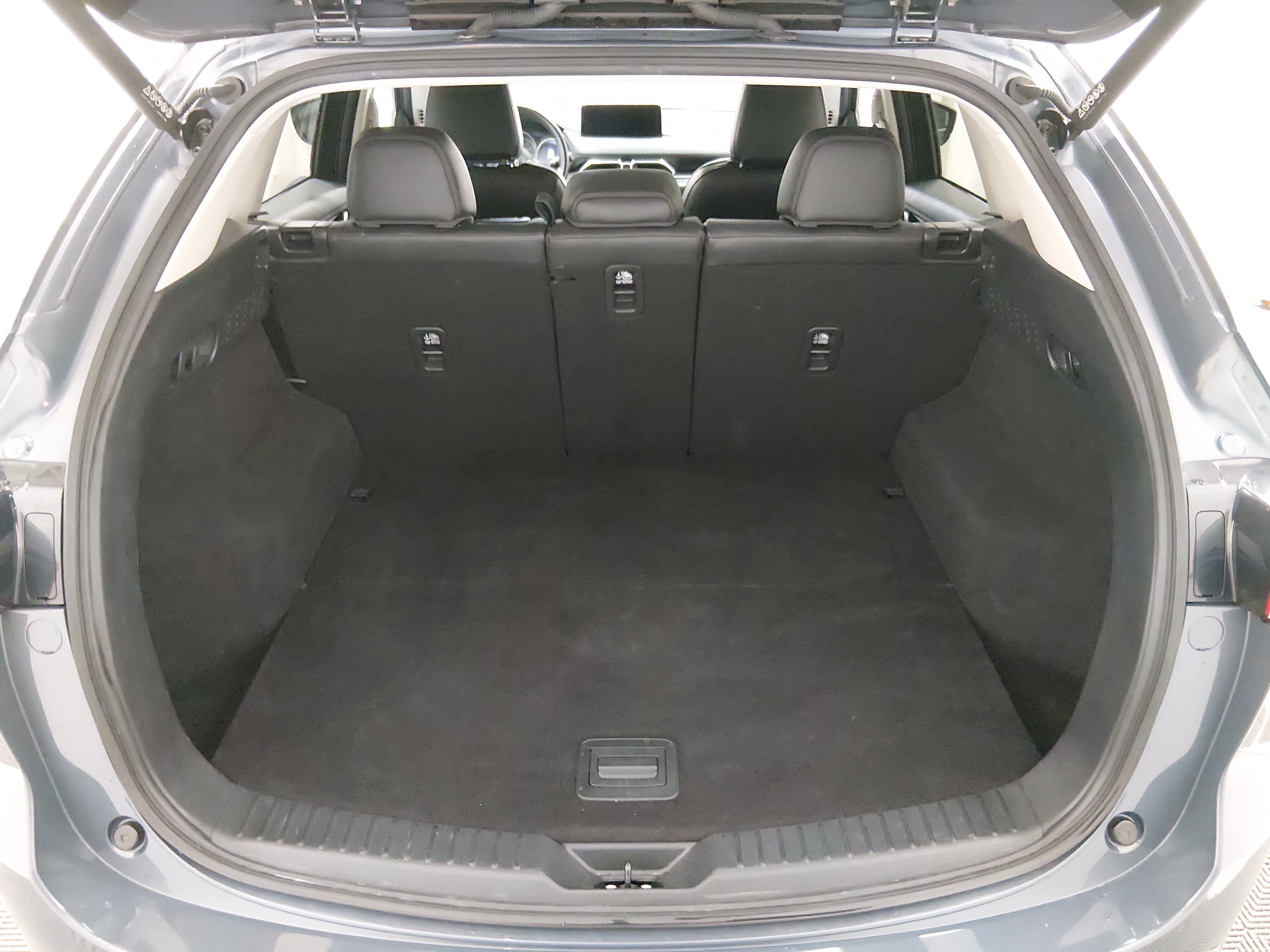 2024 Mazda CX-5 S Carbon Edition - Photo 11