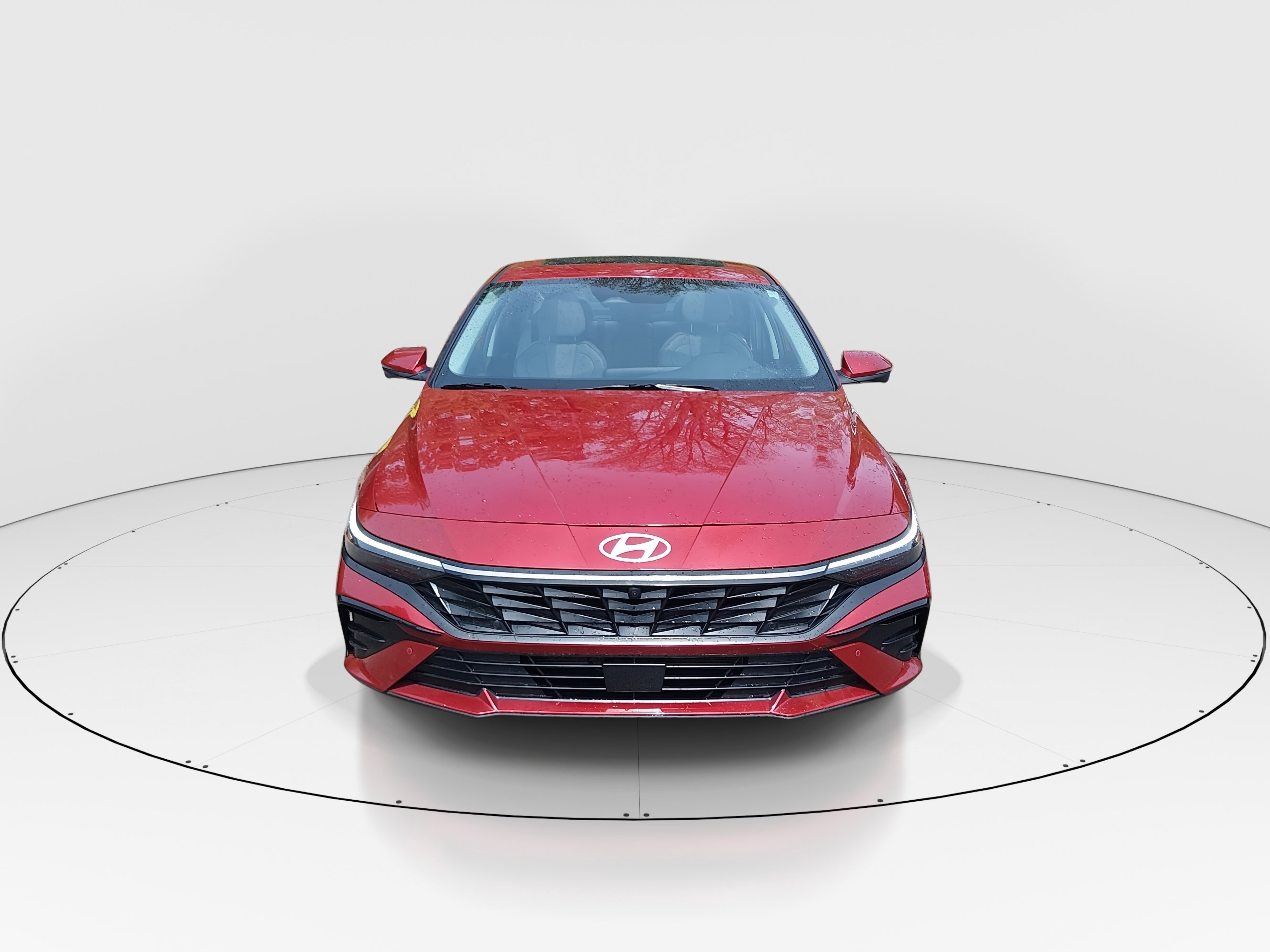2024 Hyundai Elantra Limited - Photo 2
