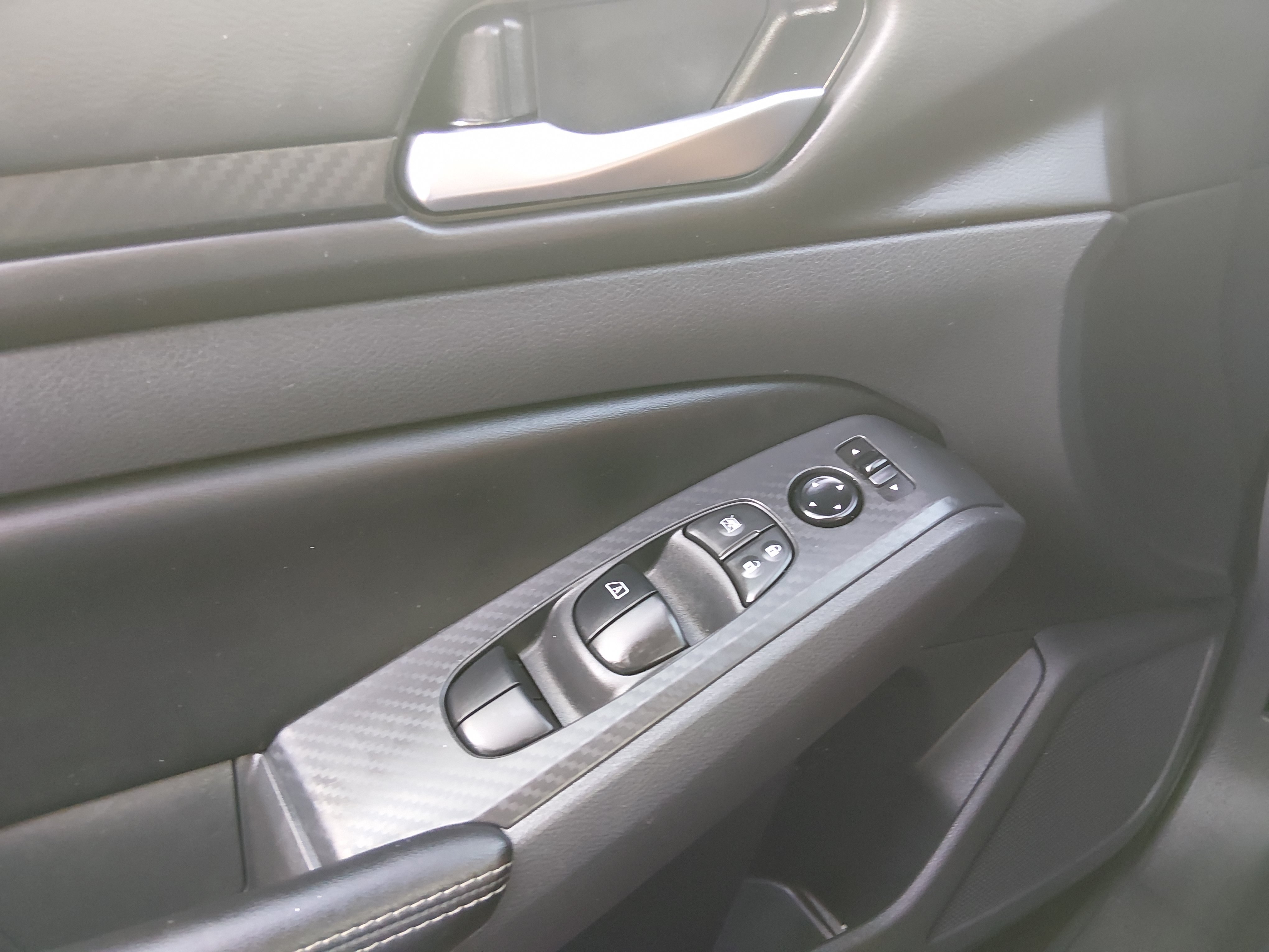 2025 Nissan Altima SV - Photo 16