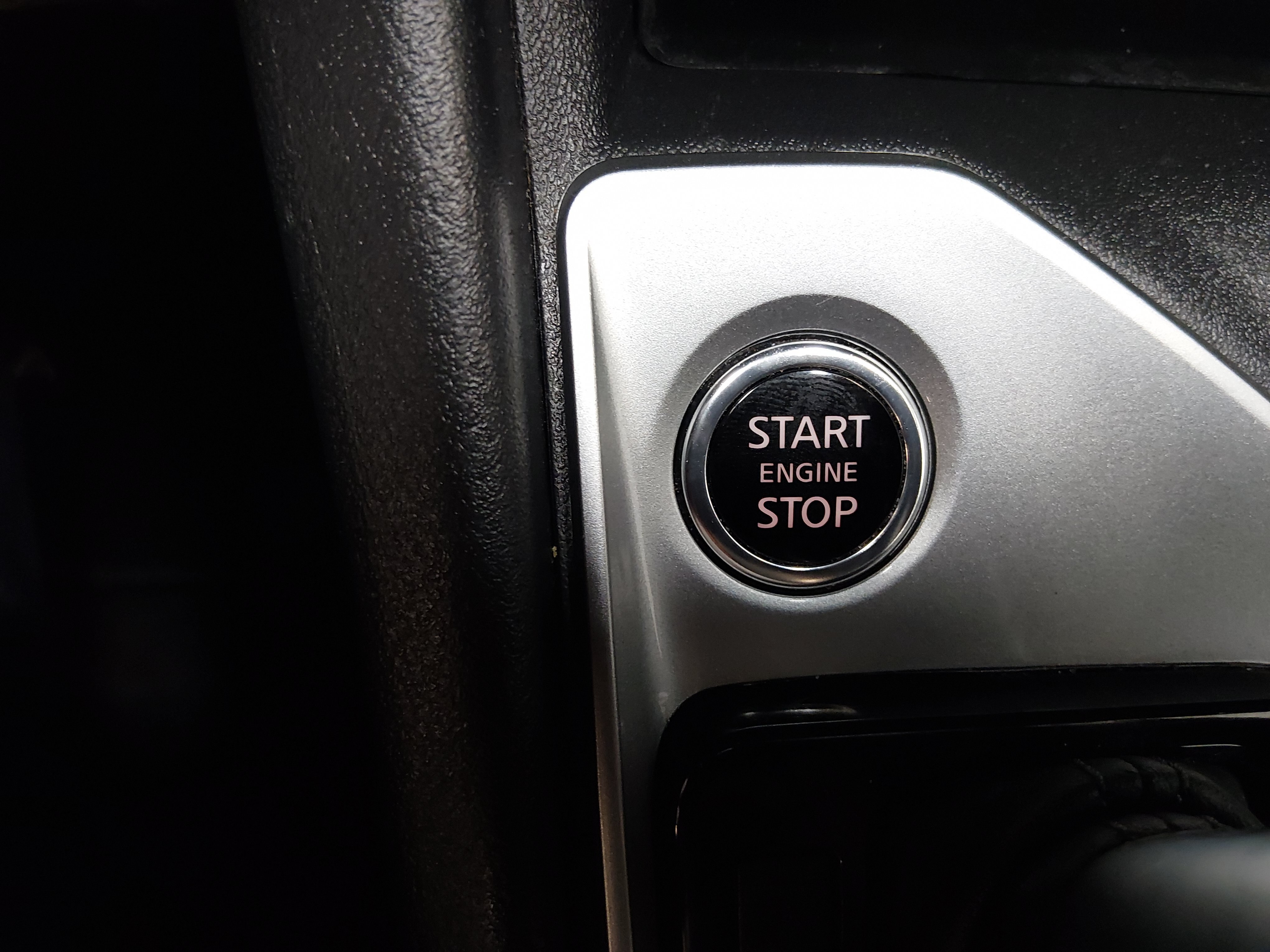 2025 Nissan Altima SV - Photo 17