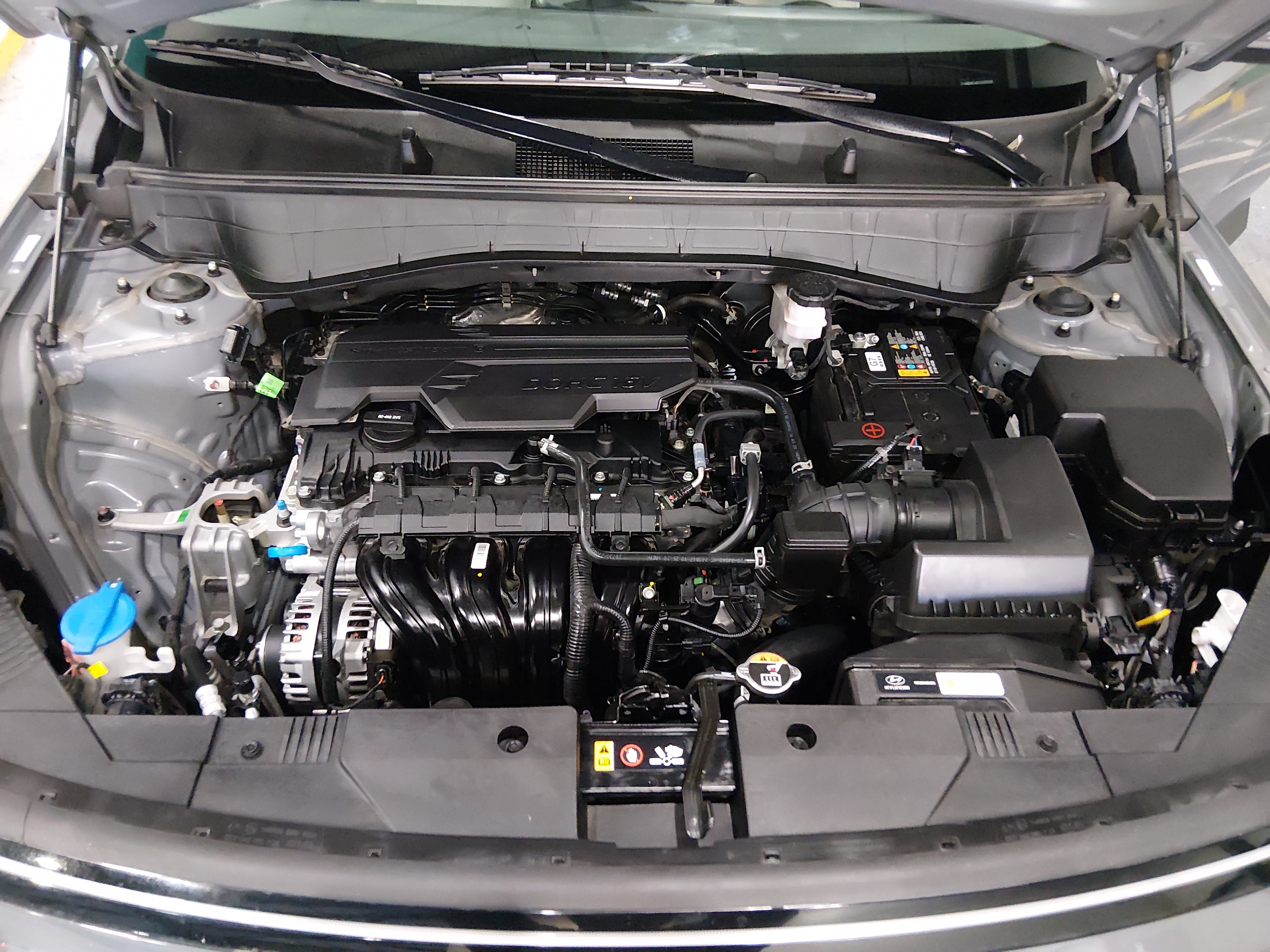 2025 Hyundai Kona SEL - Photo 9