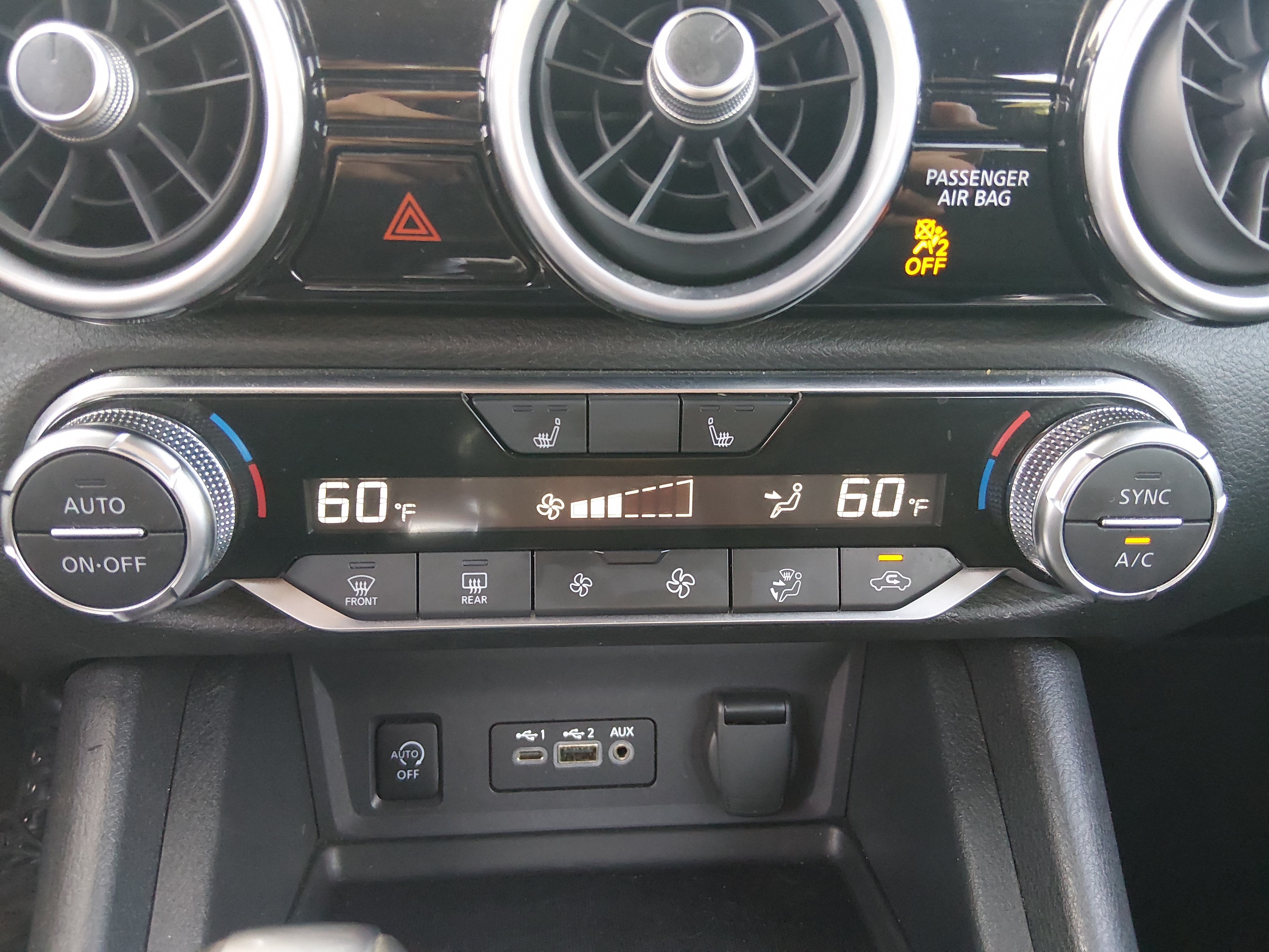 2025 Nissan Sentra SR - Photo 17