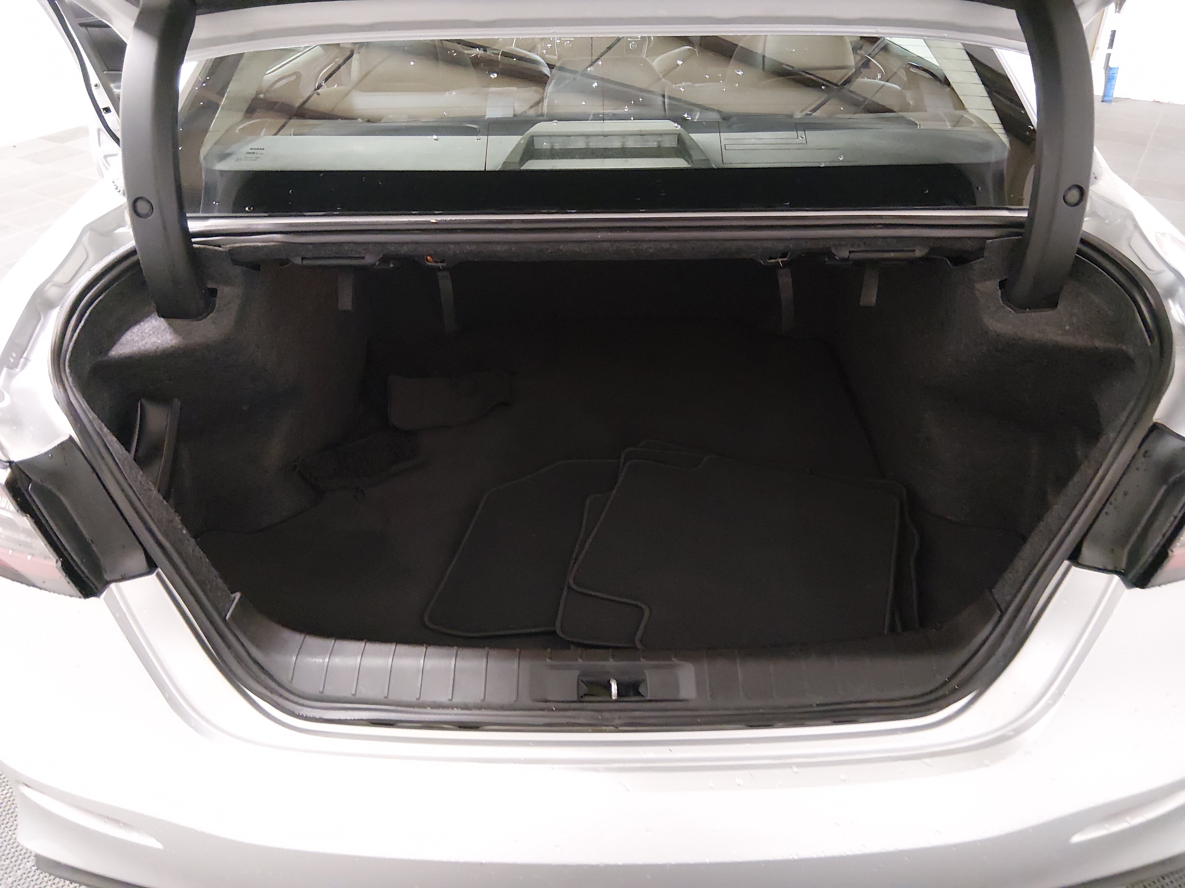 2019 Nissan Maxima SV - Photo 11