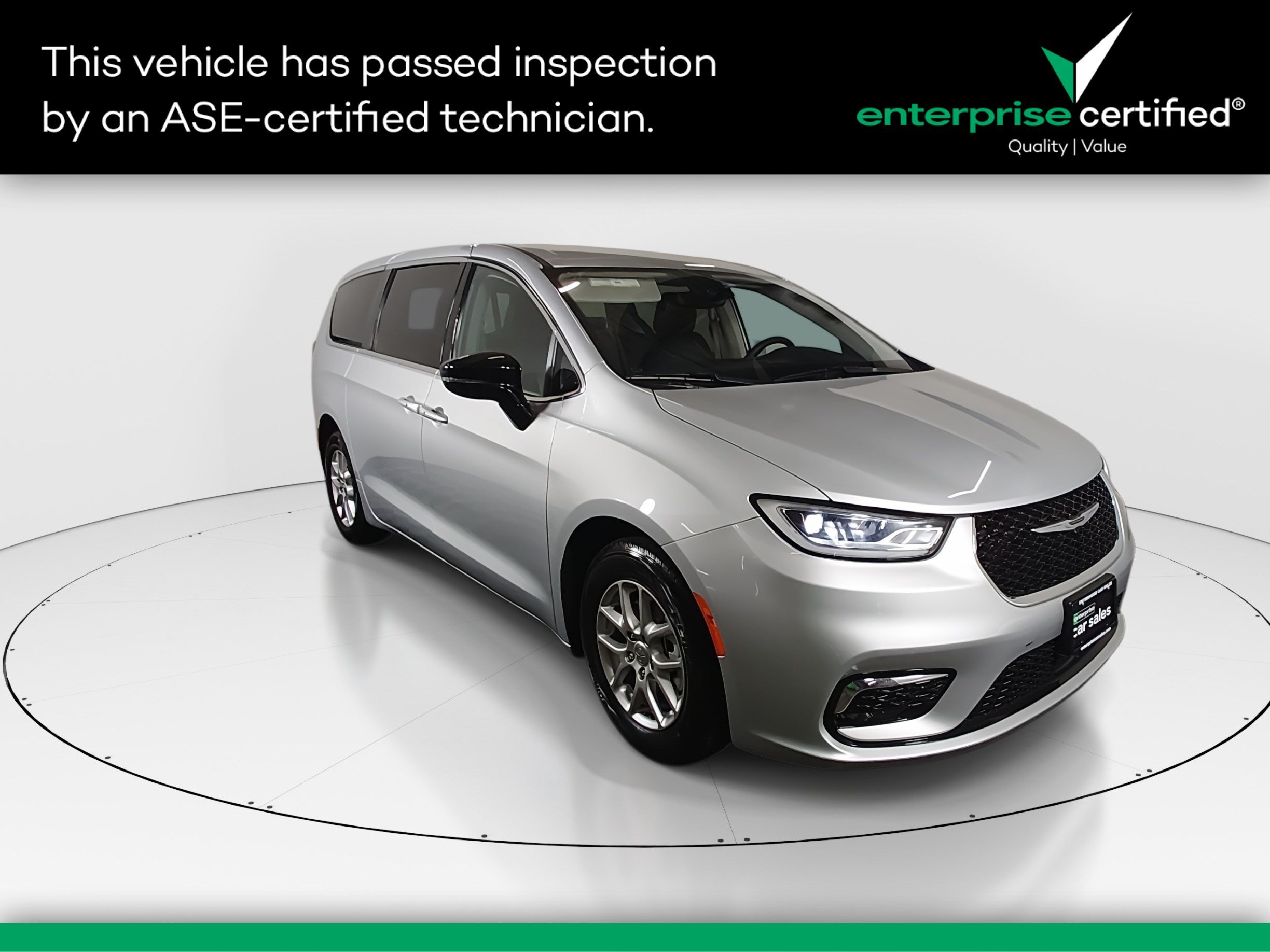 2024 Chrysler Pacifica Touring L