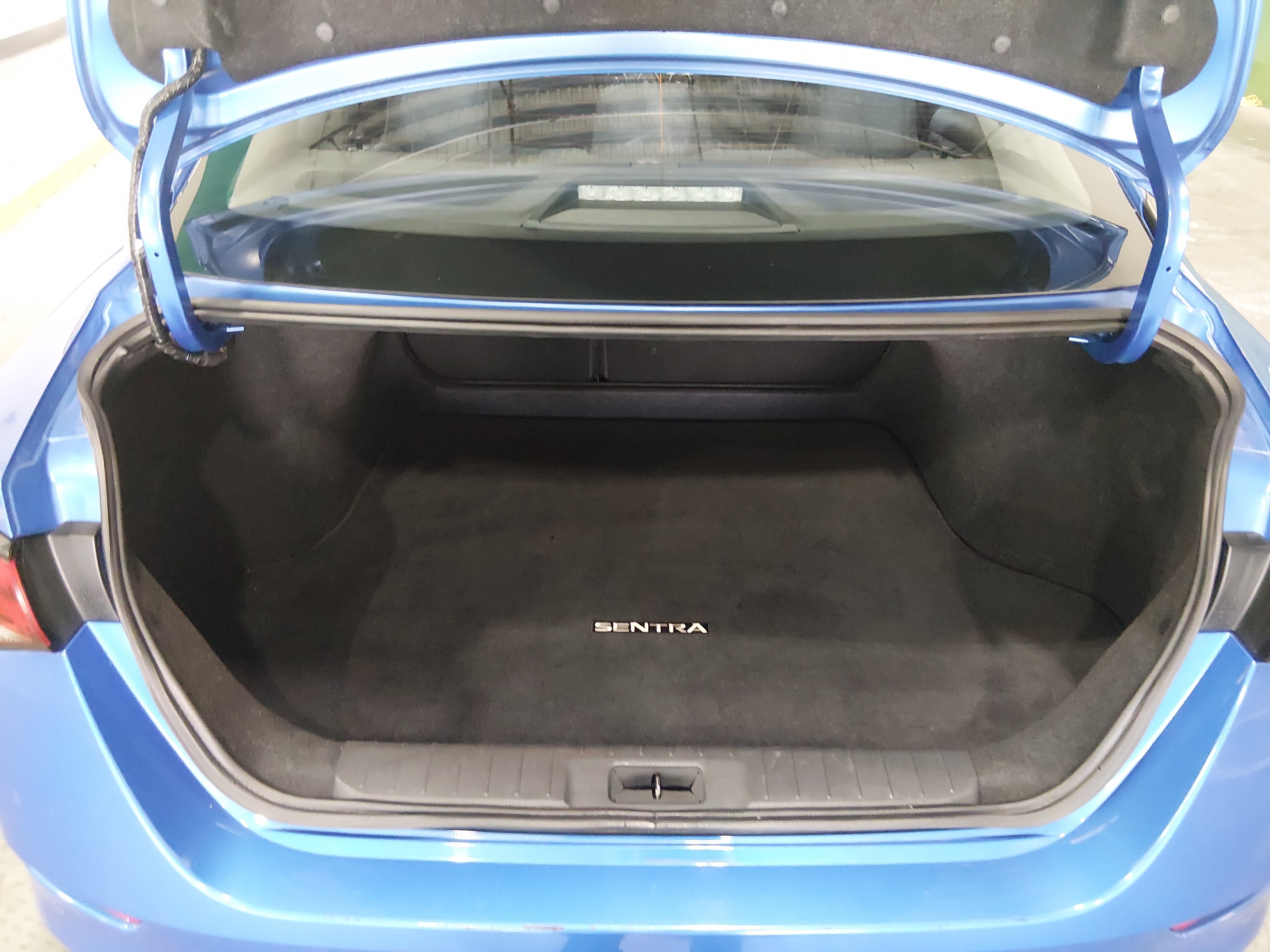 2023 Nissan Sentra SV - Photo 11