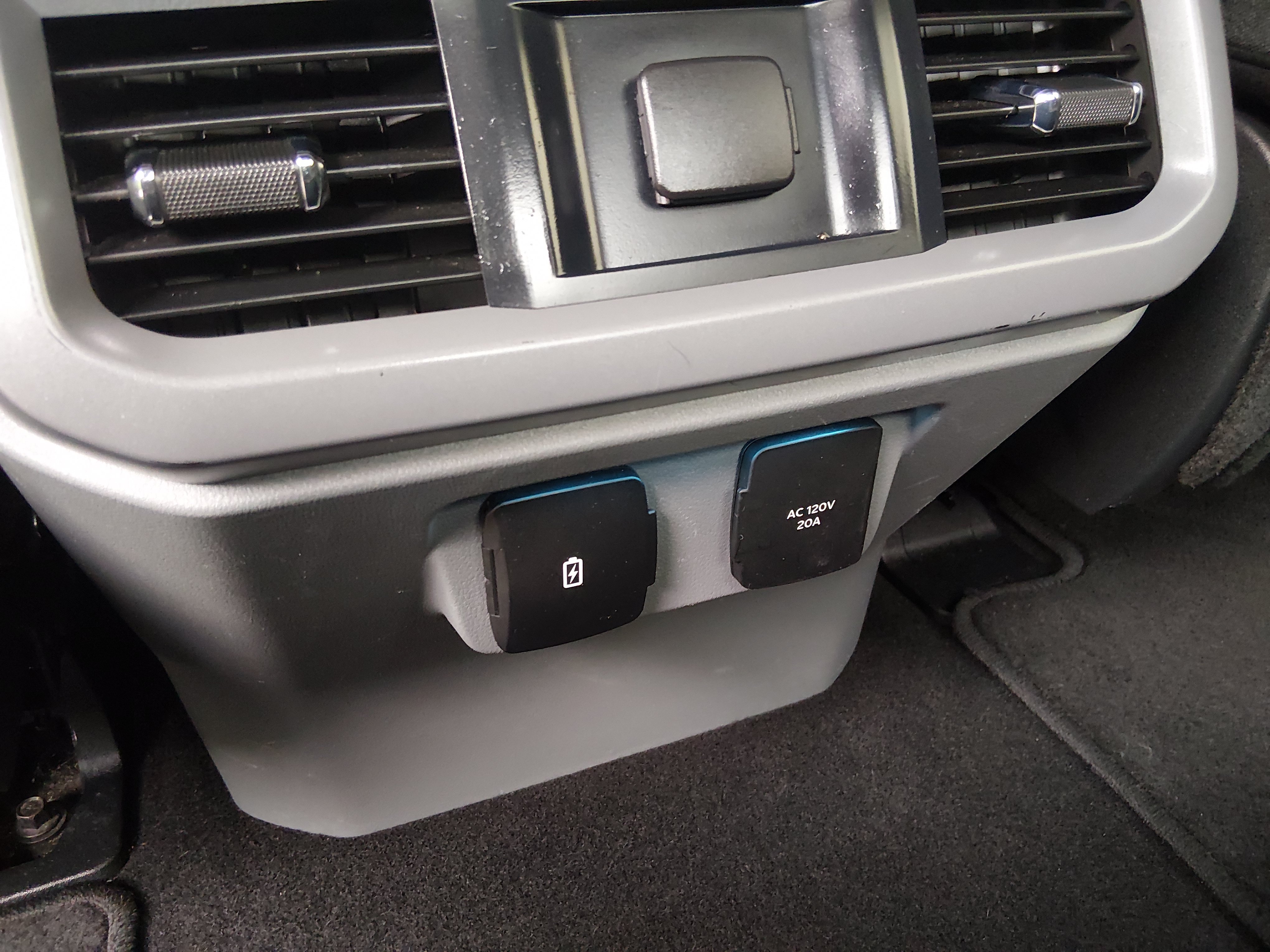 2024 Ford F-150 XLT - Photo 22