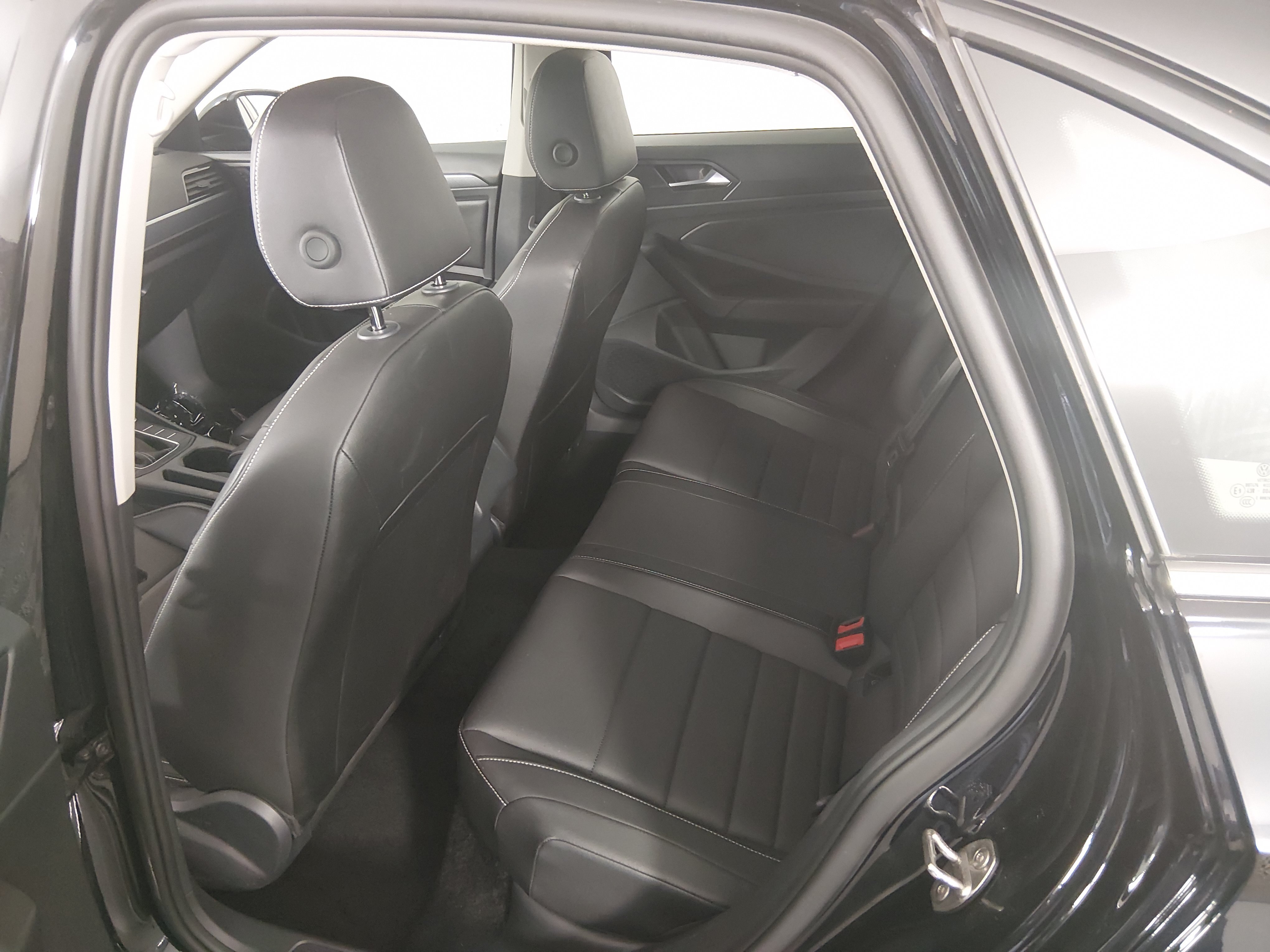 2024 Volkswagen Jetta SE - Photo 20