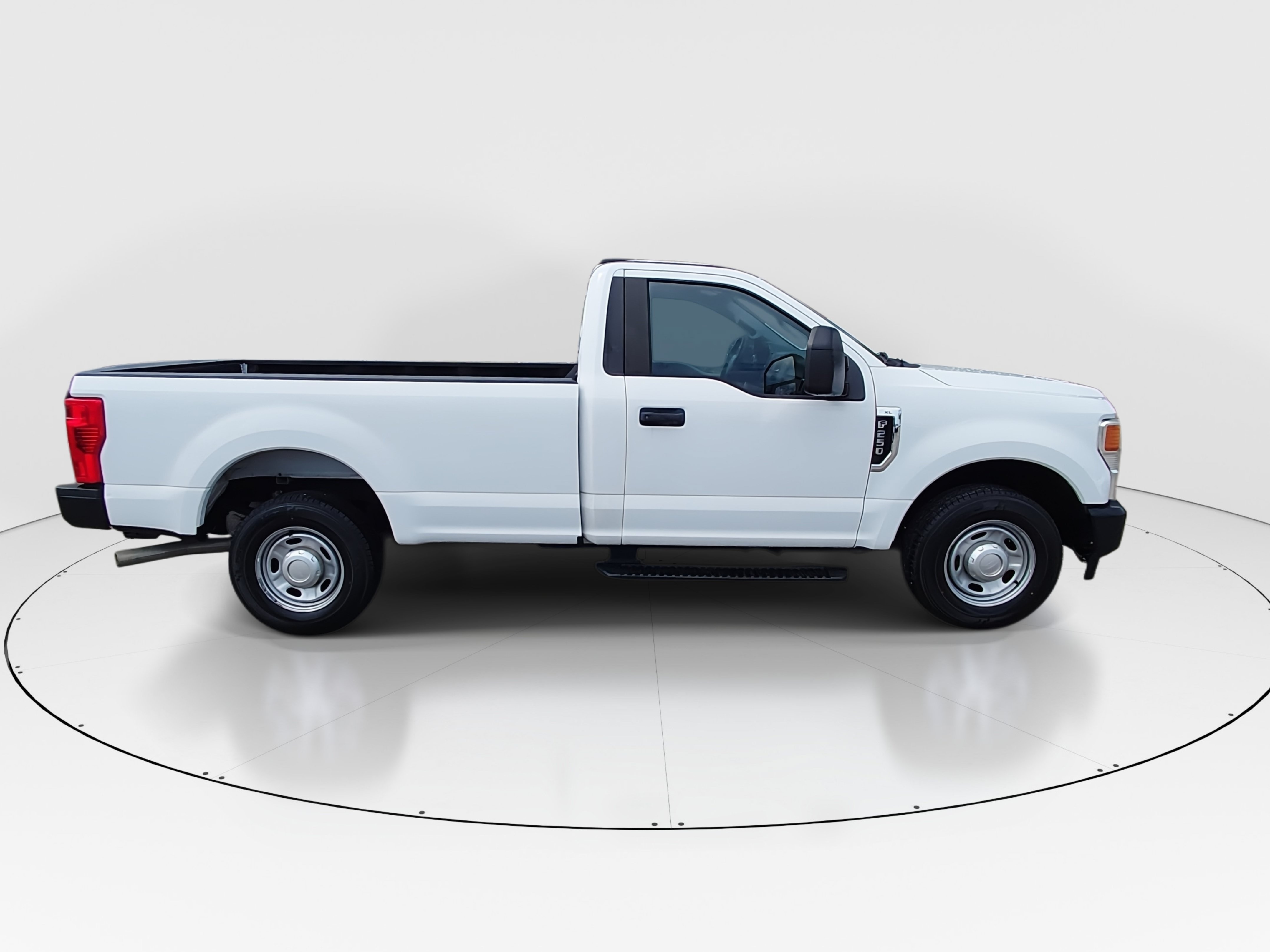 2021 Ford F-250 Super Duty XL - Photo 8