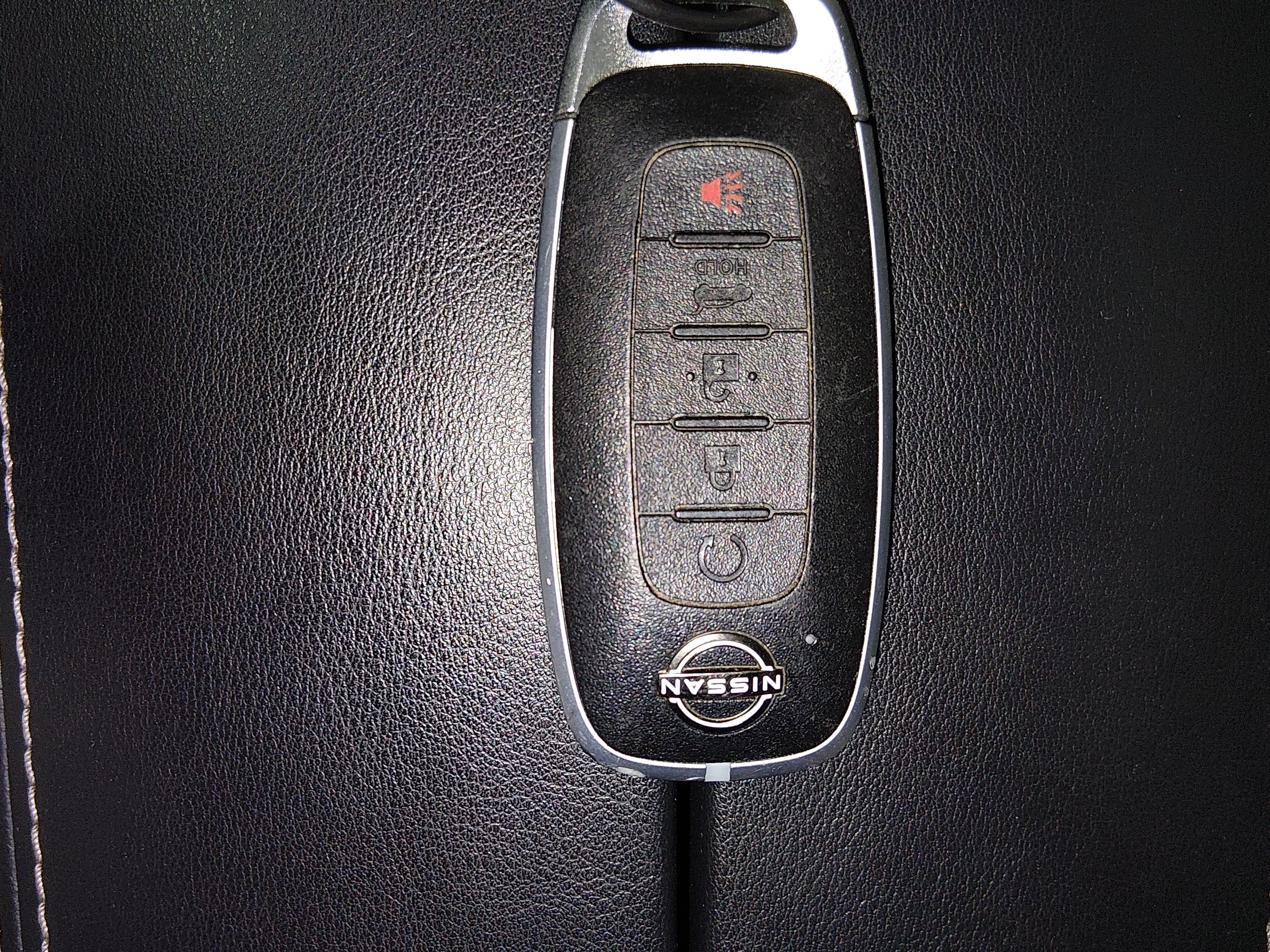 2024 Nissan Rogue SV - Photo 15
