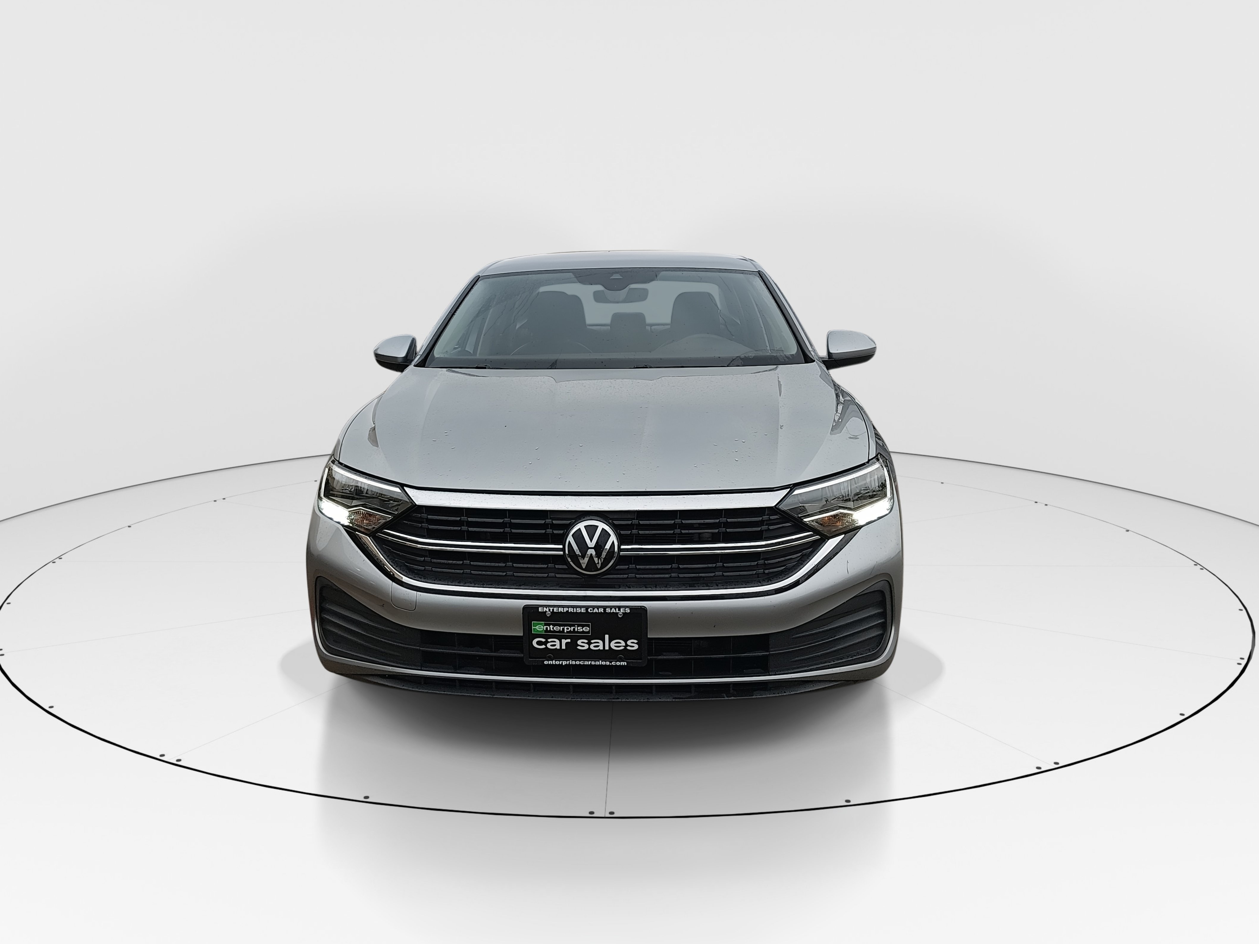 2024 Volkswagen Jetta SE - Photo 2