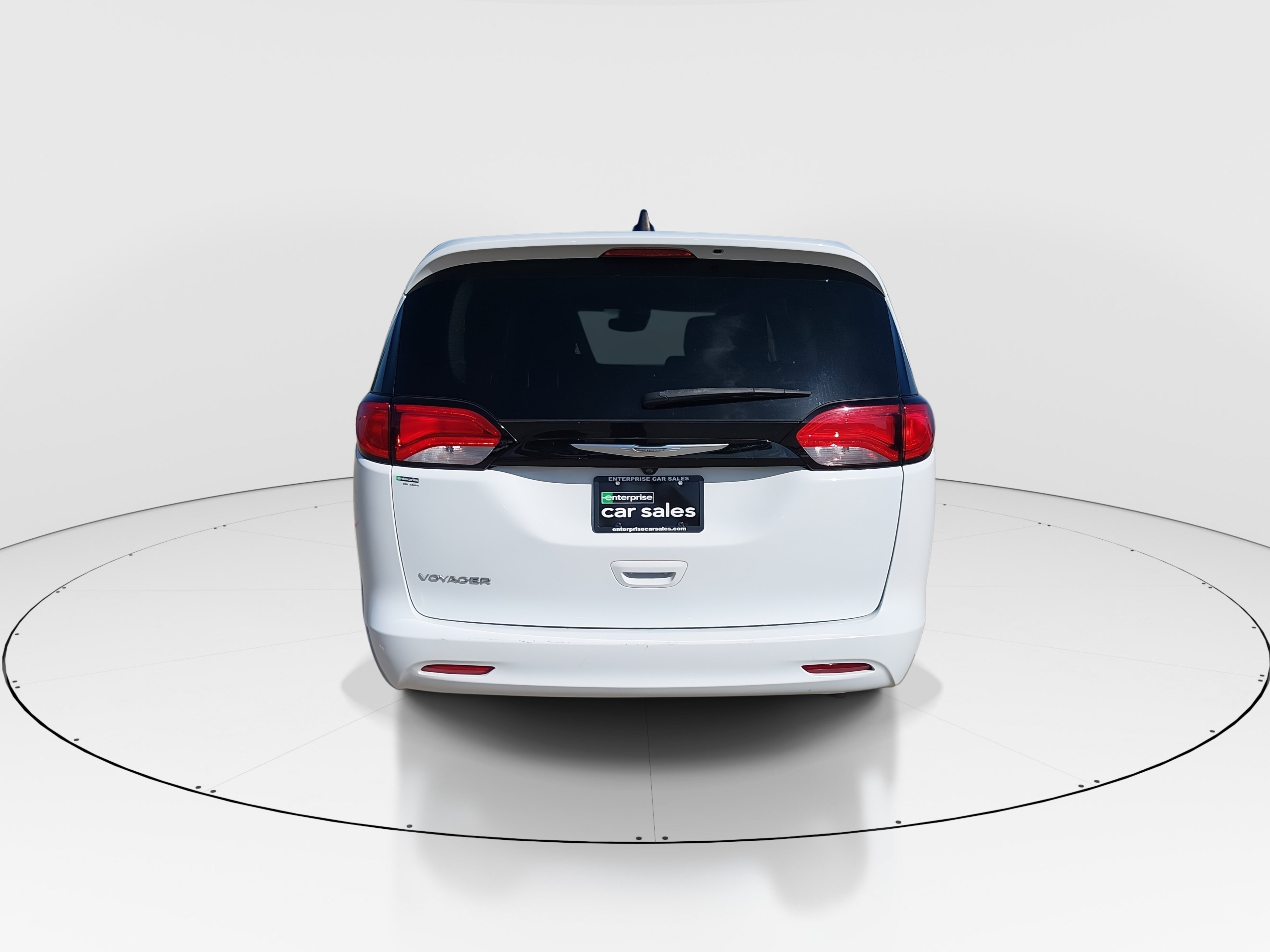 2023 Chrysler Voyager LX - Photo 6