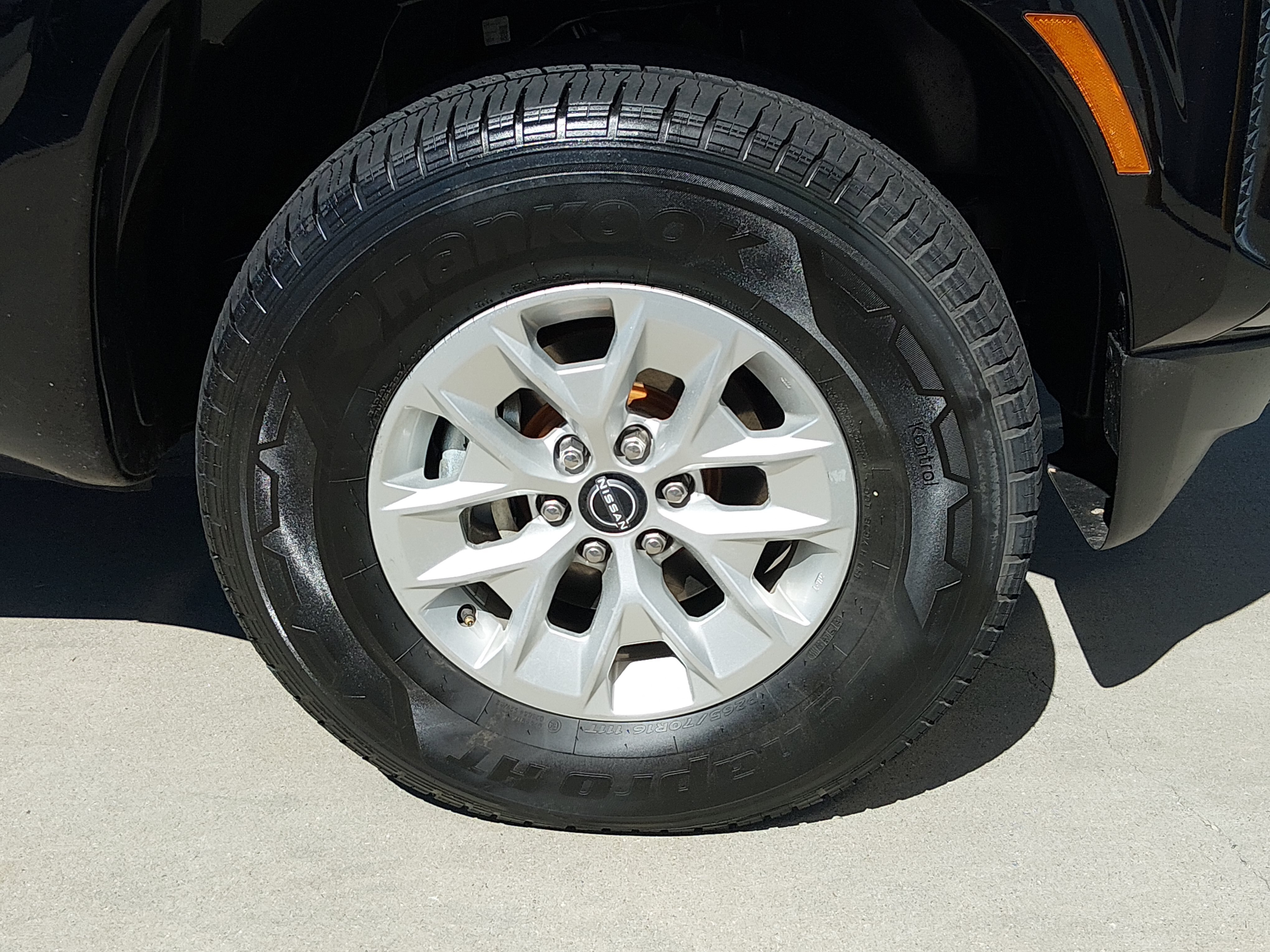 2024 Nissan Frontier SV - Photo 10
