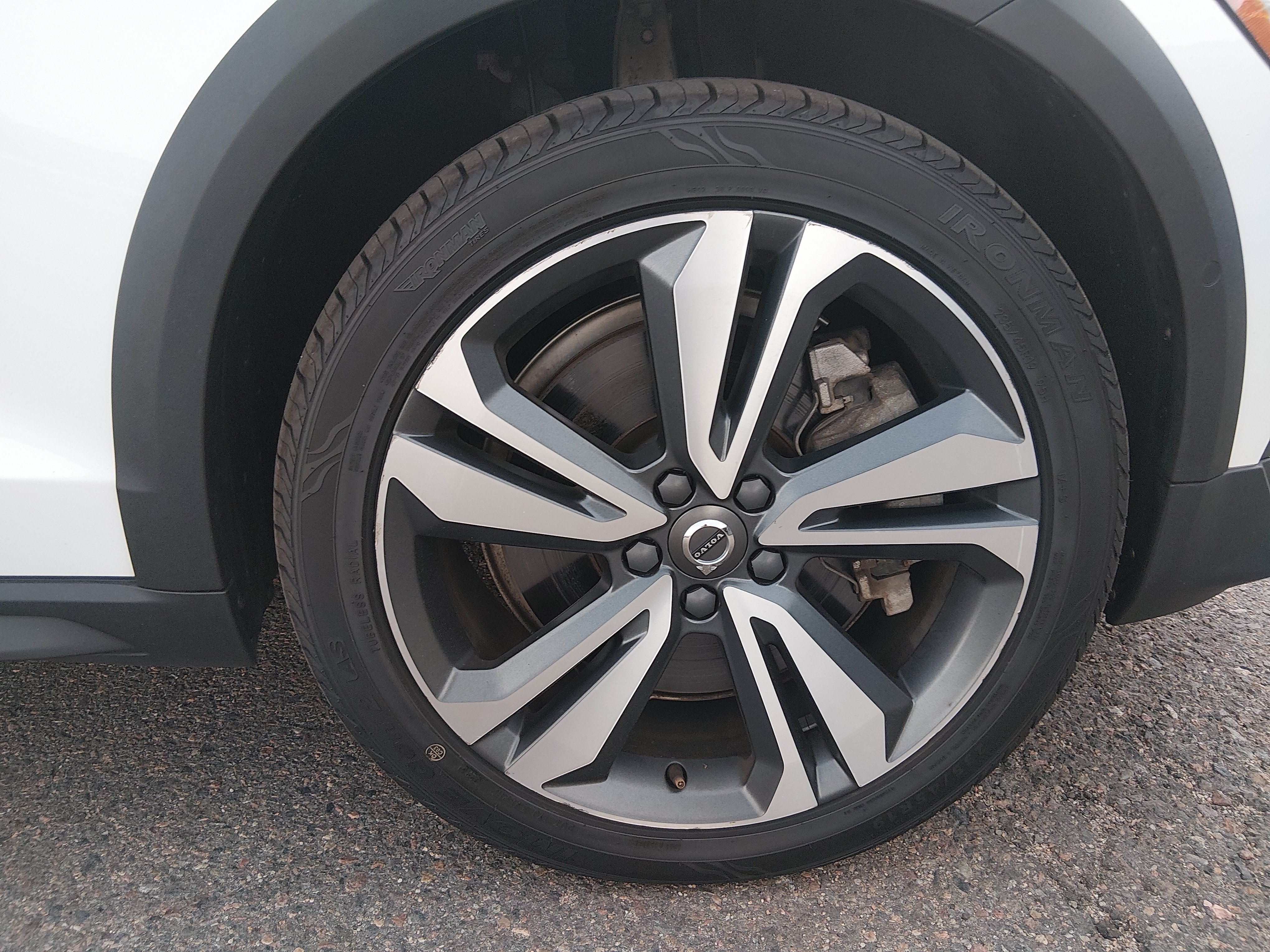 2025 Volvo V60 Cross Country Plus - Photo 10