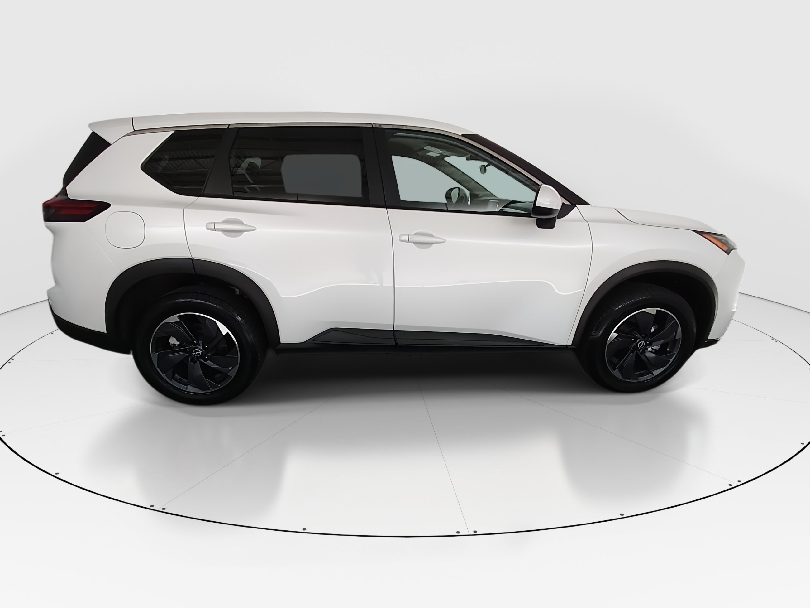 2024 Nissan Rogue SV - Photo 8