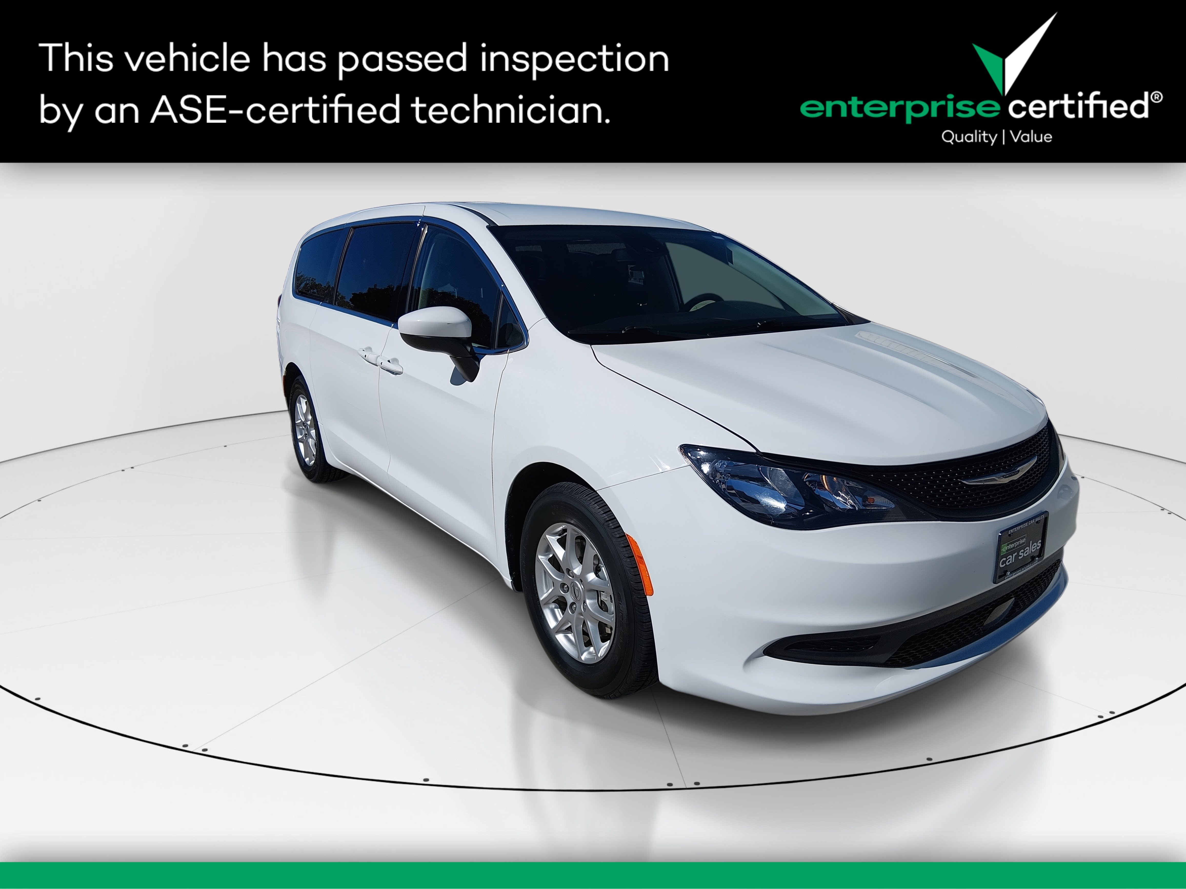 2023 Chrysler Voyager