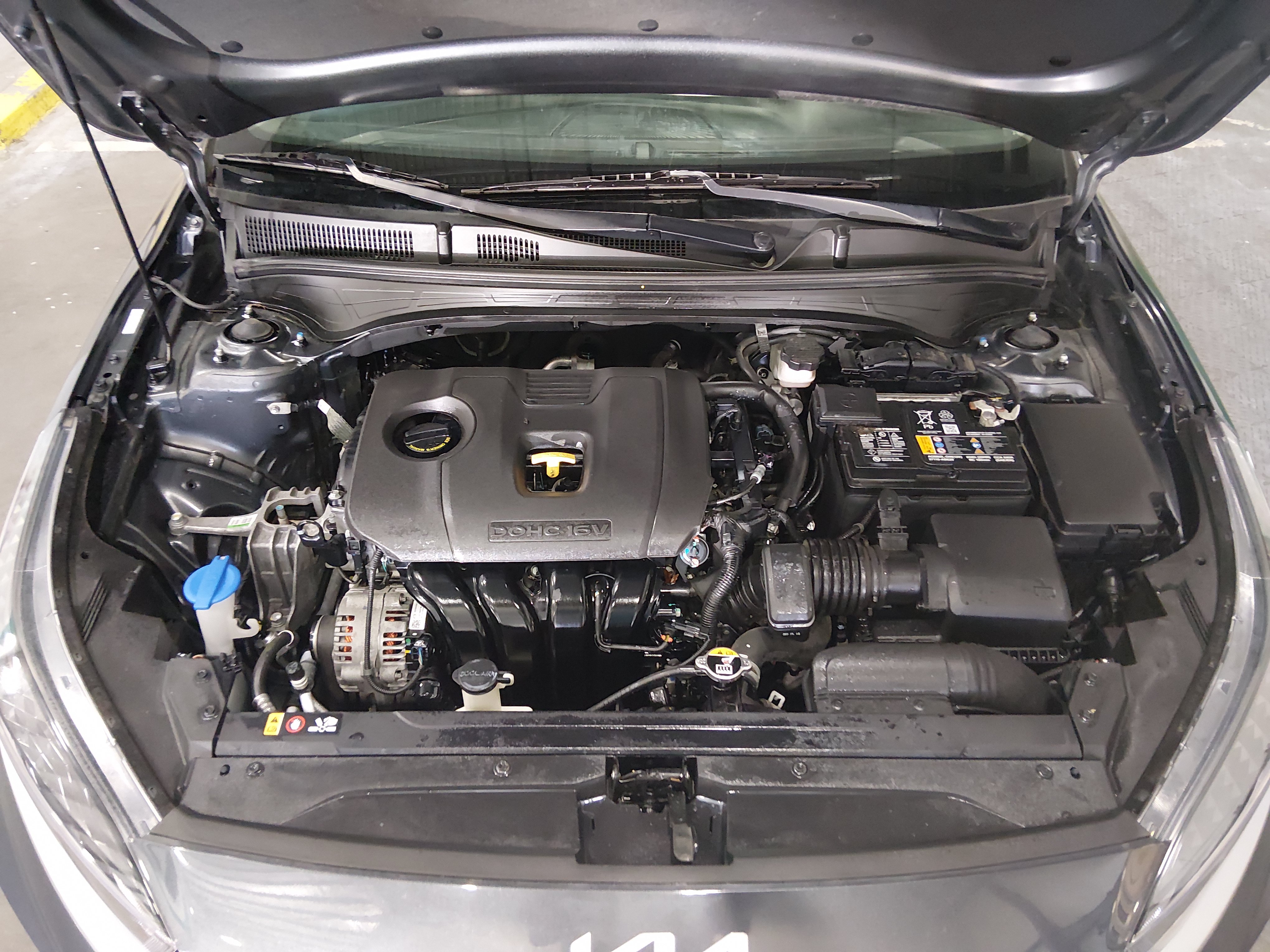 2024 Kia Forte LXS - Photo 9