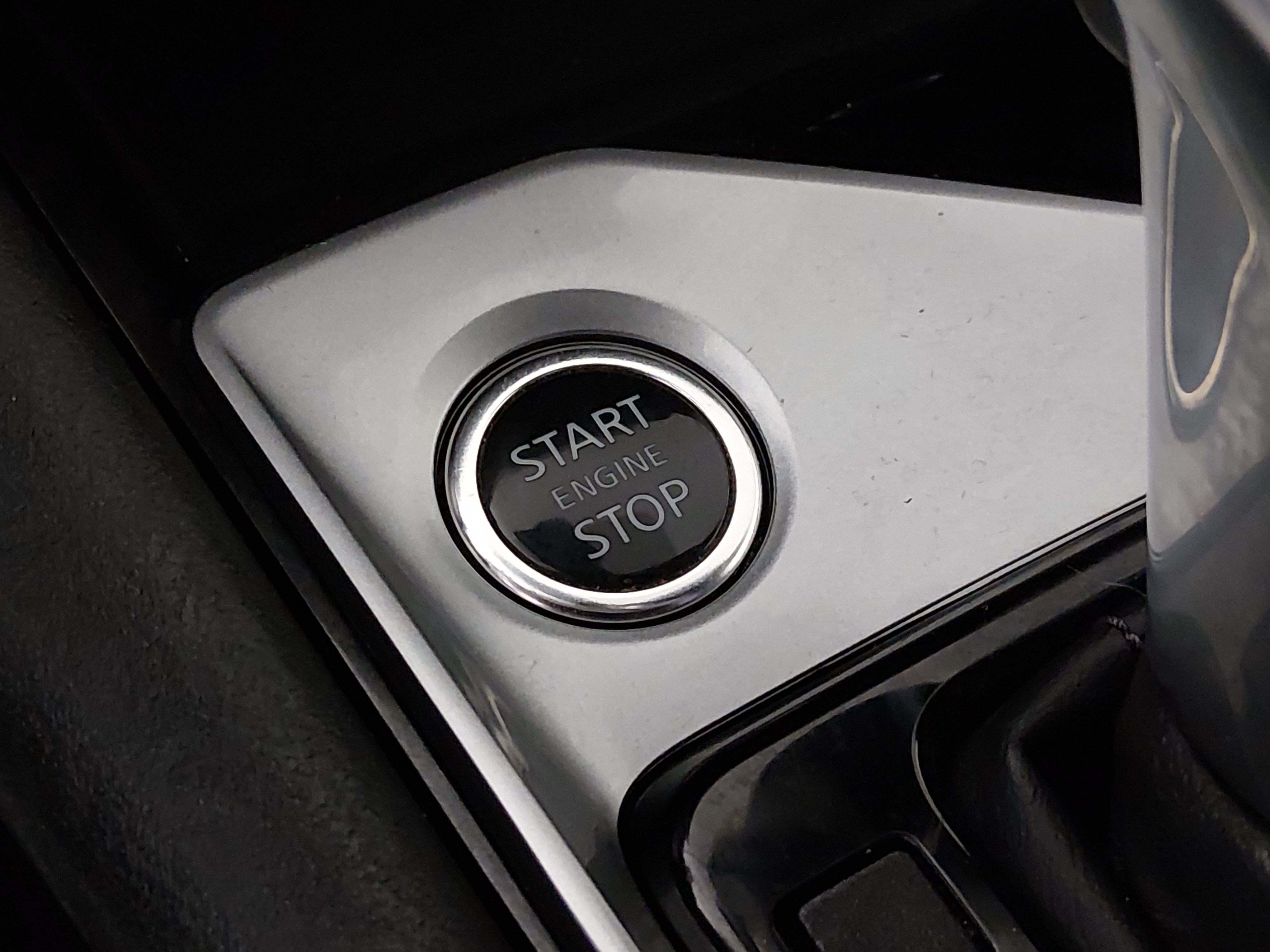 2024 Nissan Altima SV - Photo 17