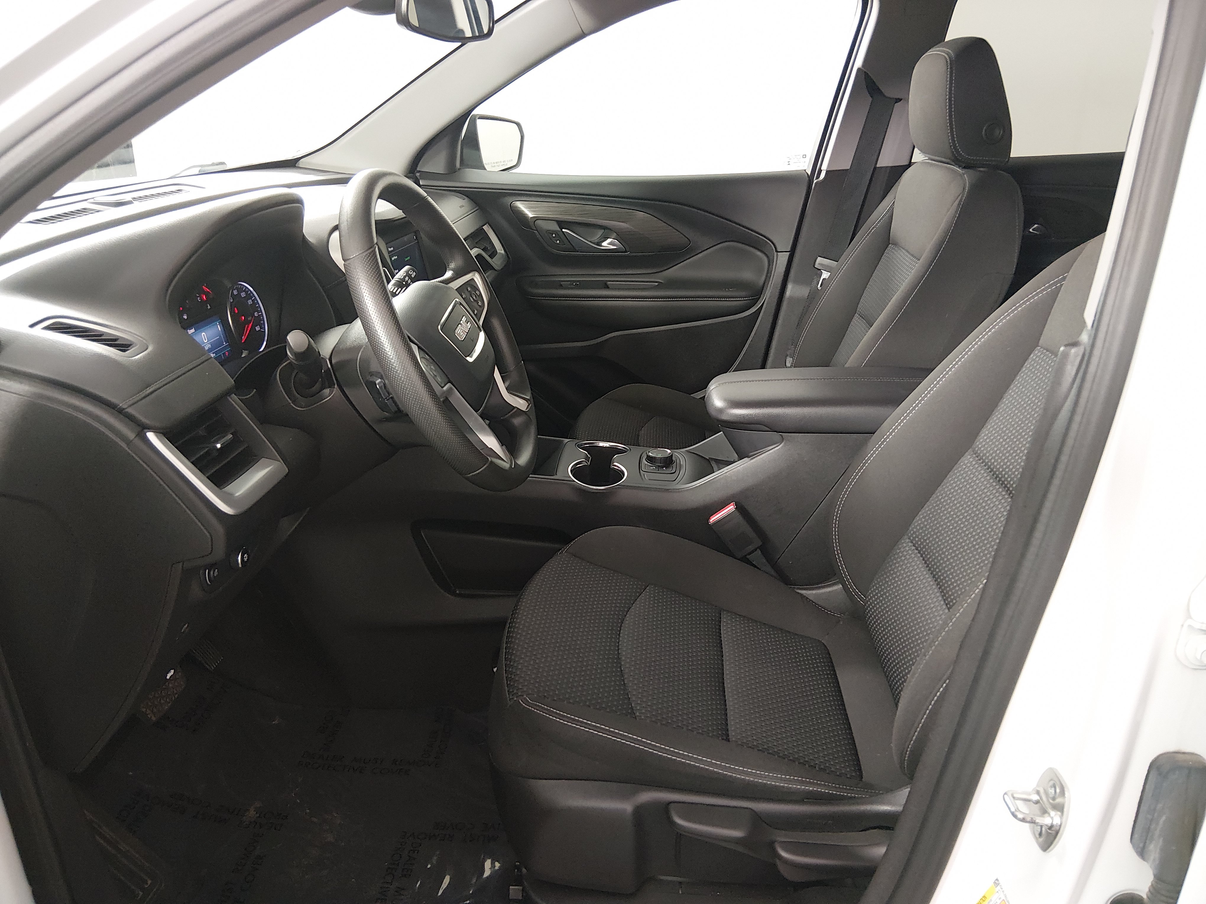 2024 GMC Terrain SLE - Photo 19
