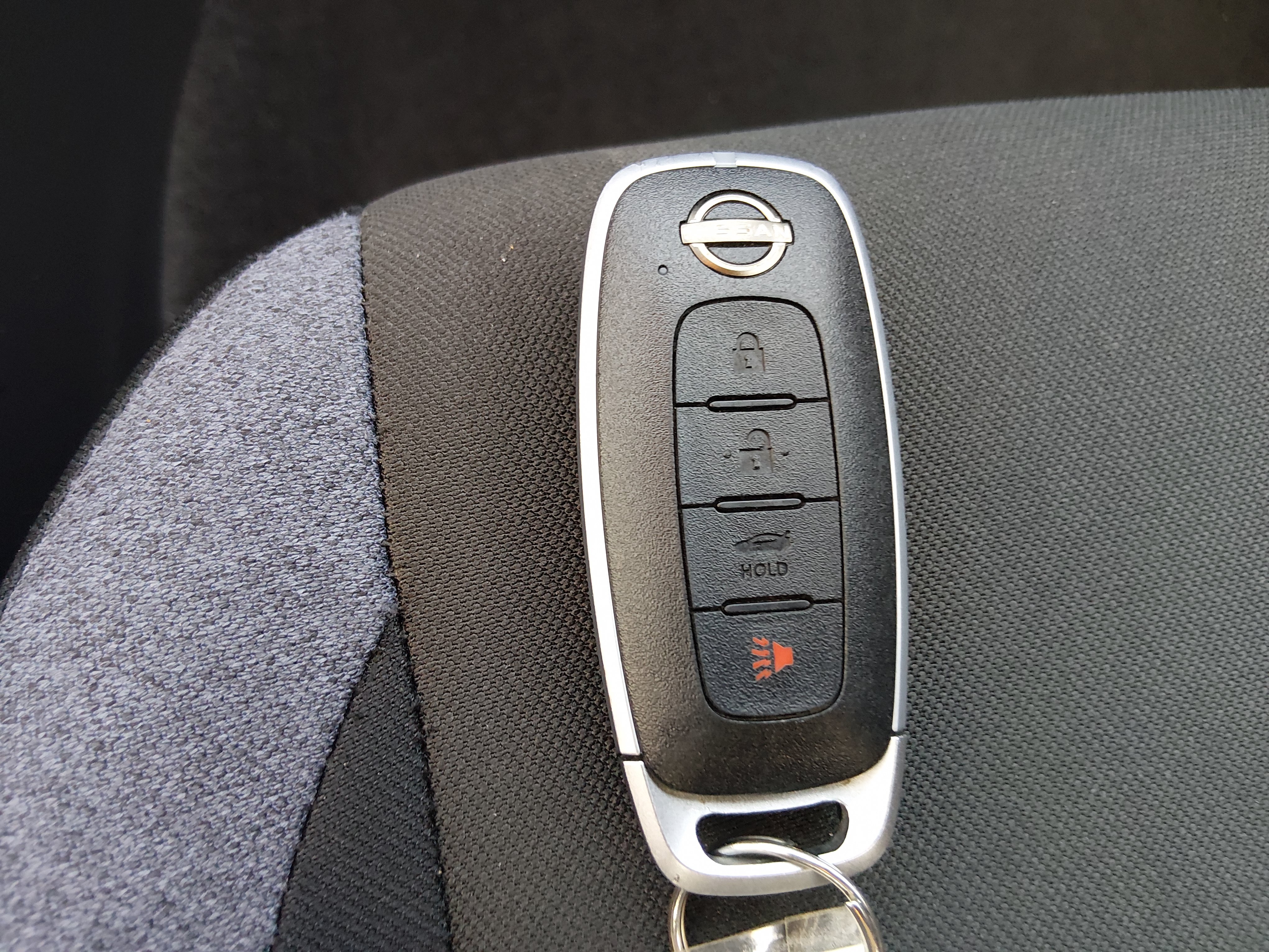 2025 Nissan Versa Sedan SV - Photo 15