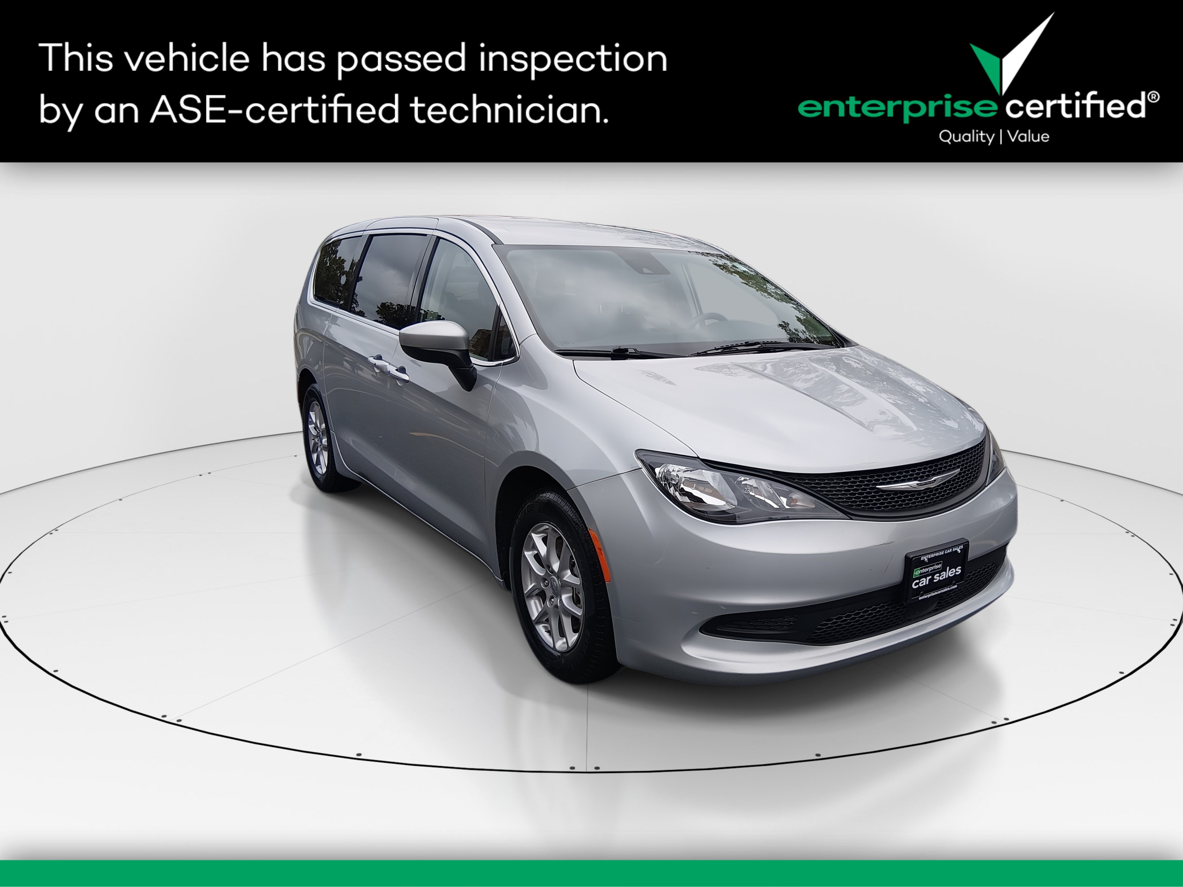 2023 Chrysler Voyager
