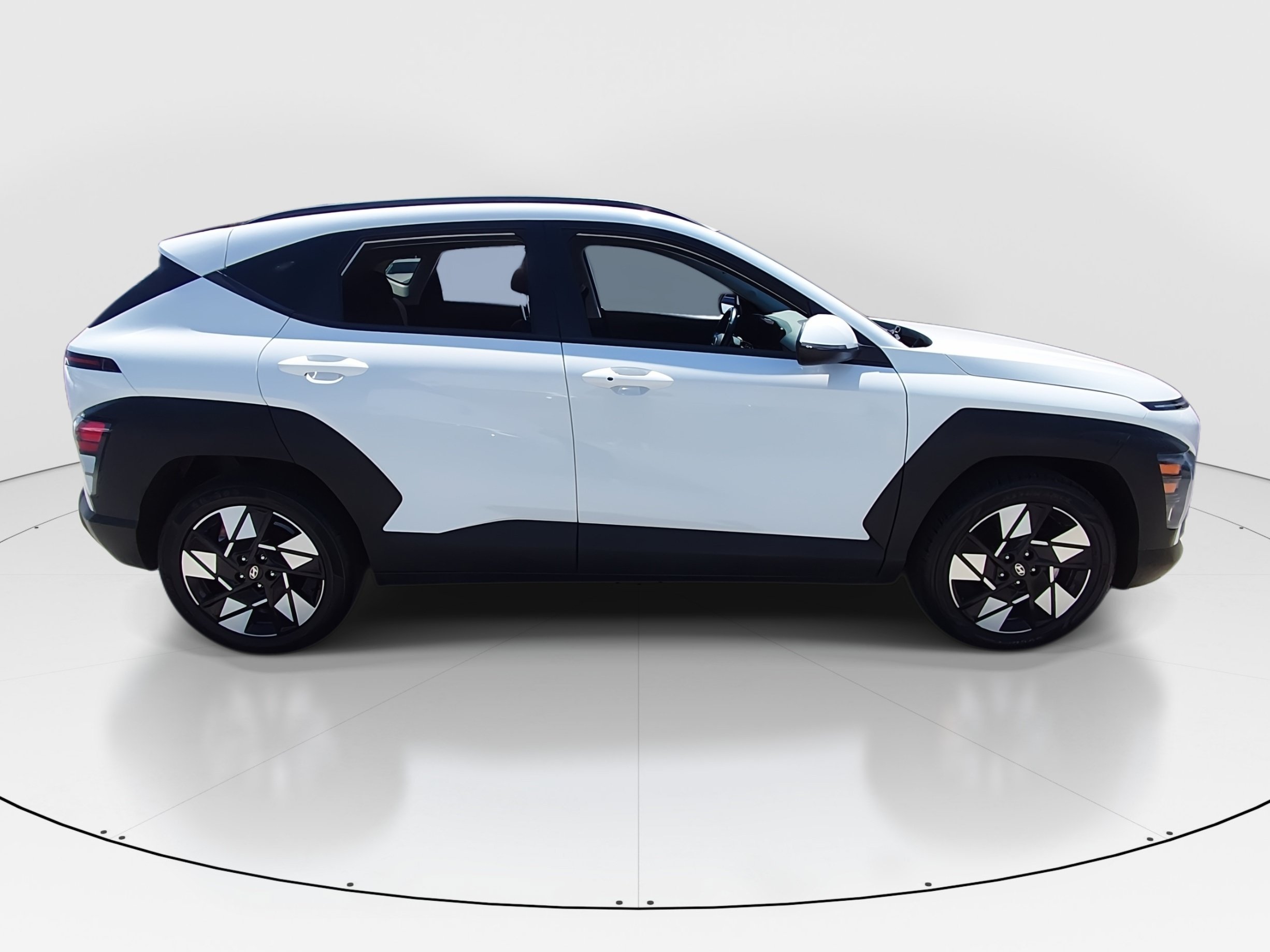 2024 Hyundai Kona SEL - Photo 8
