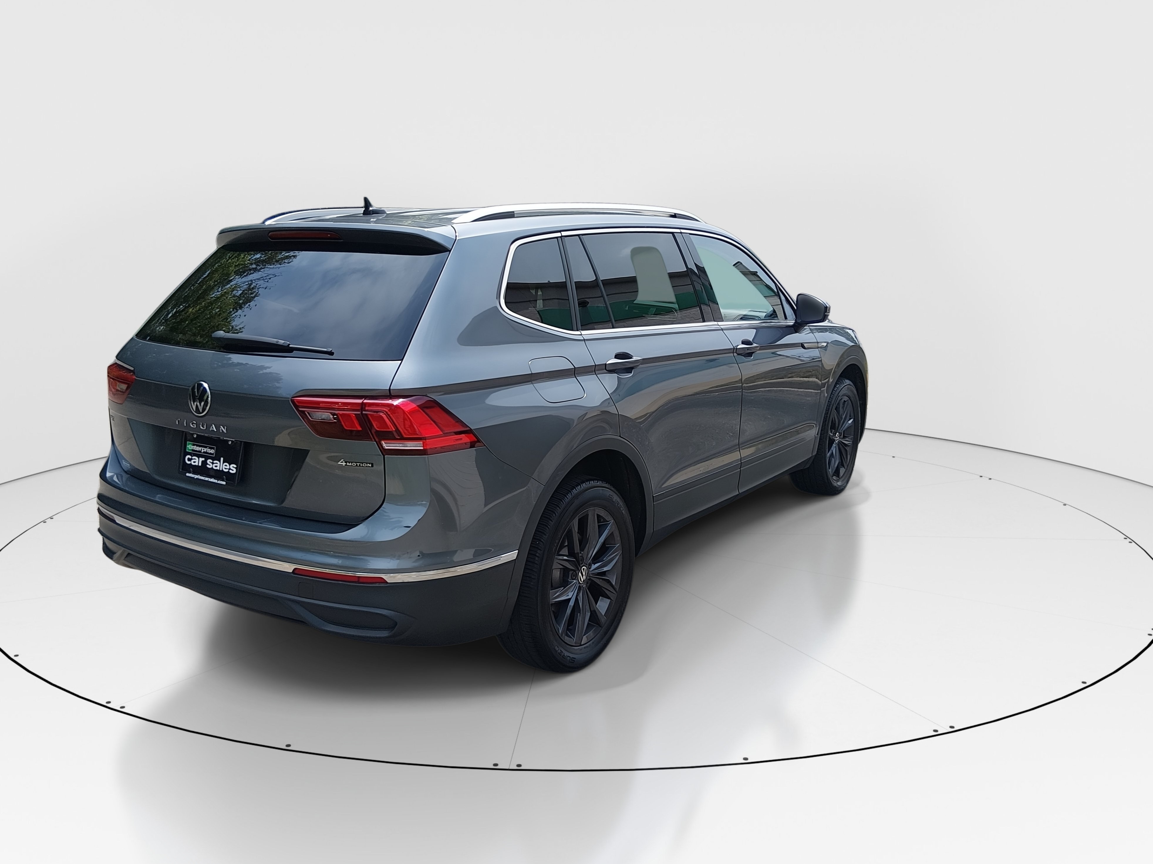 2024 Volkswagen Tiguan SE - Photo 7
