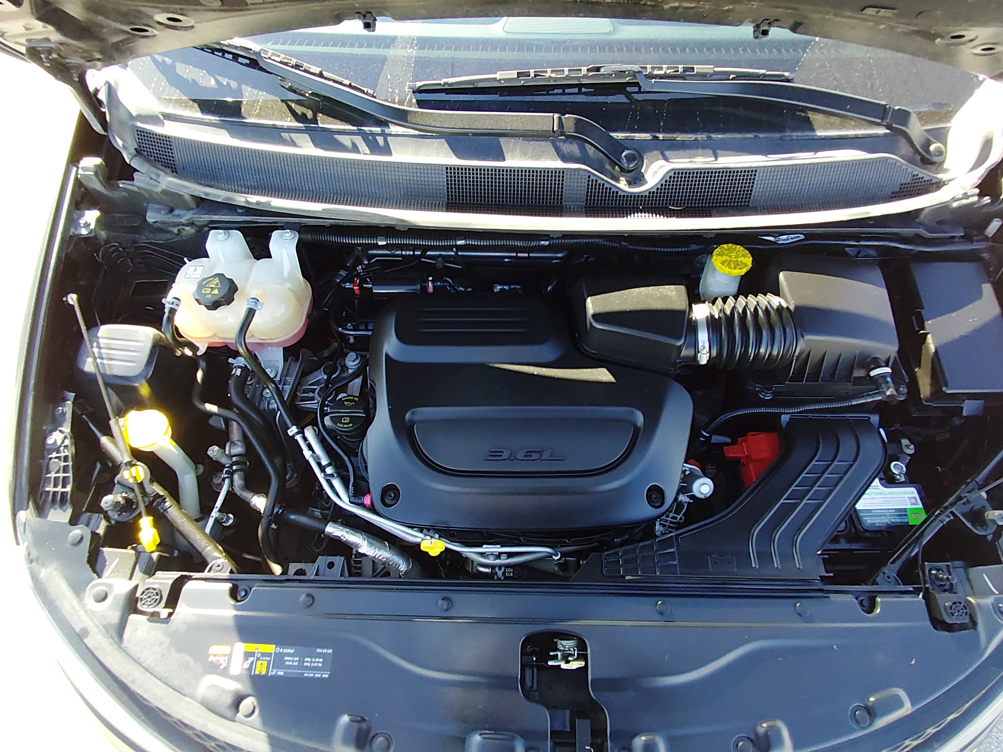 2023 Chrysler Voyager LX - Photo 9