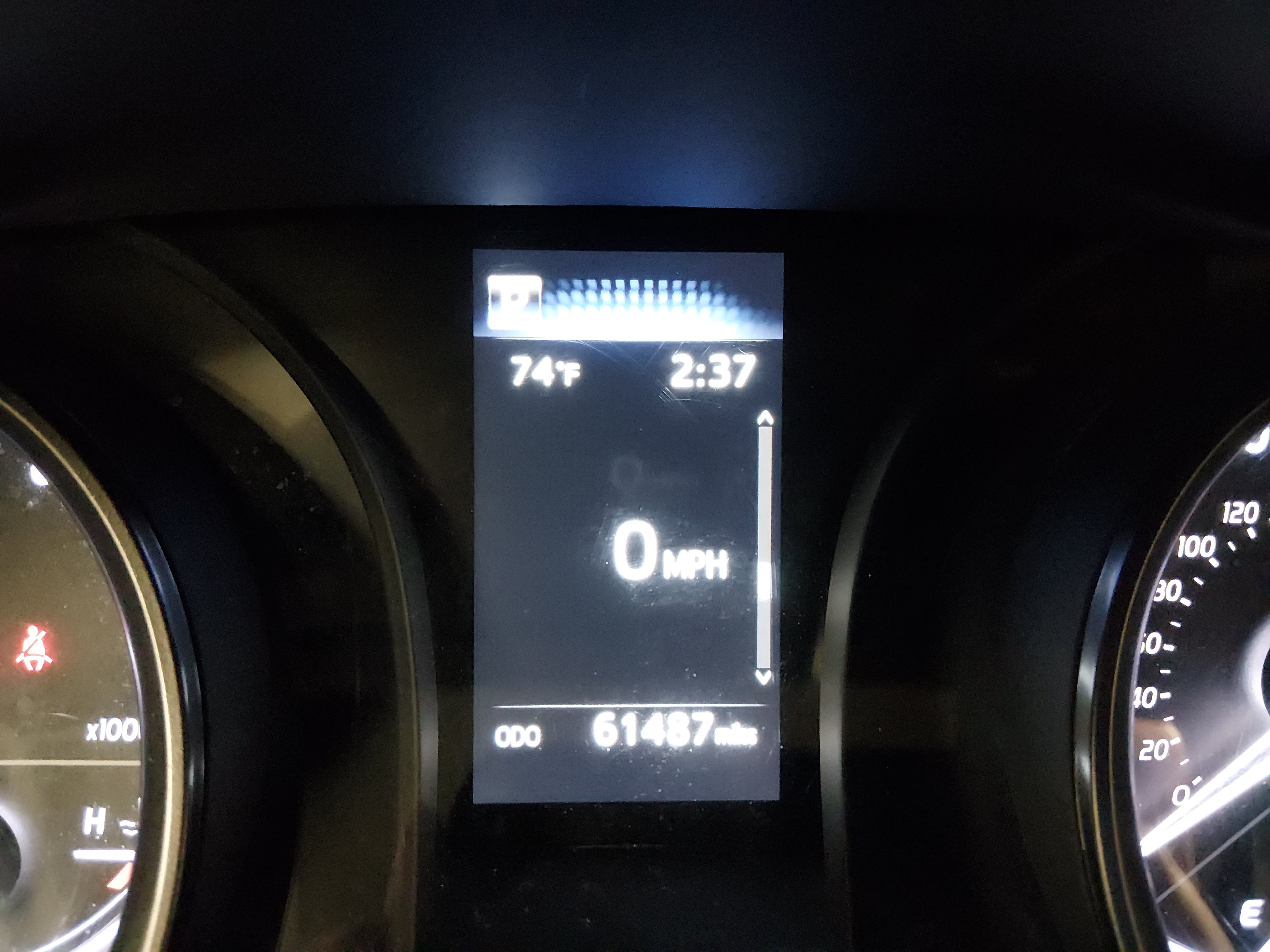 2024 Toyota Camry SE - Photo 14