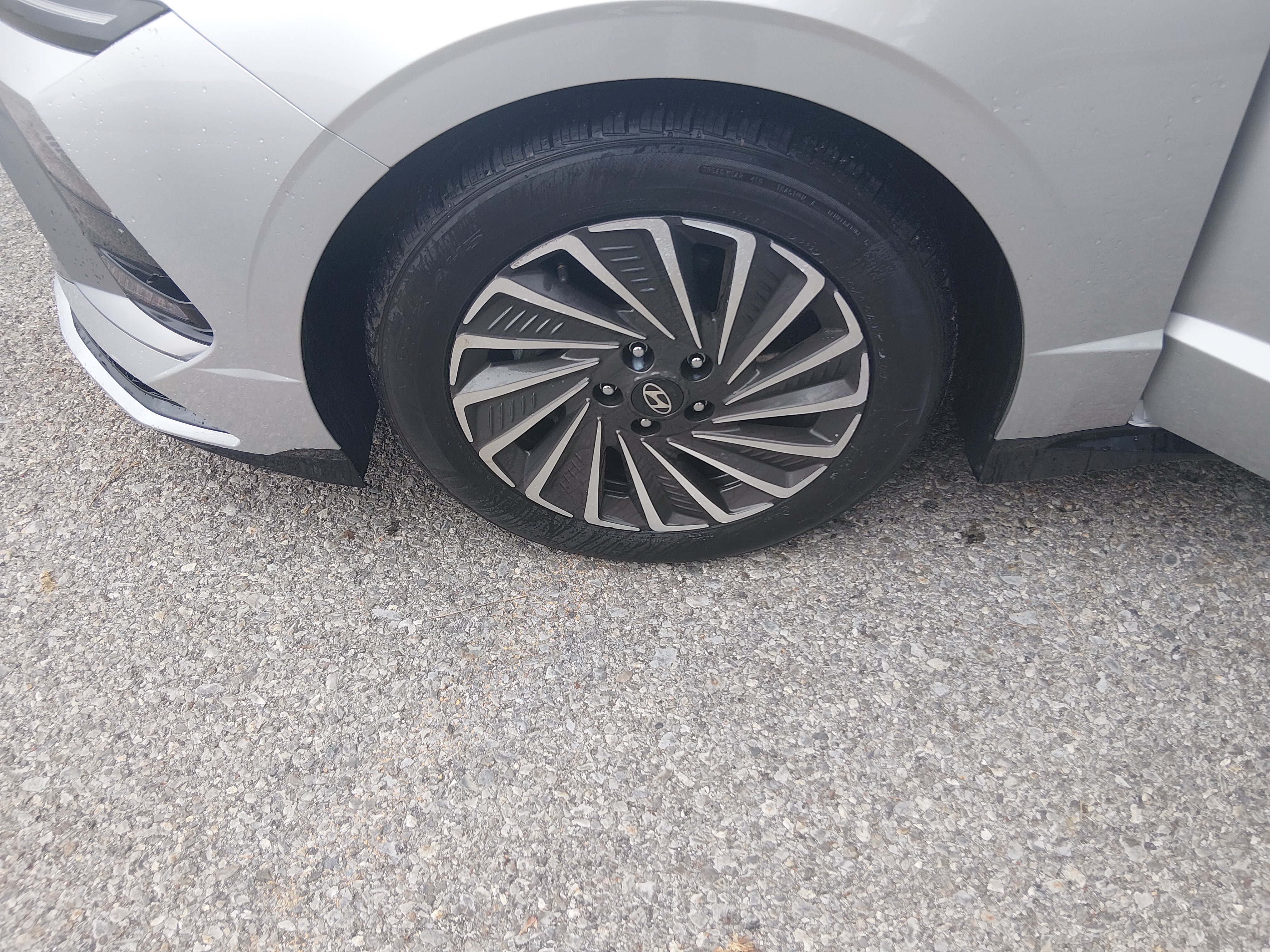 2025 Hyundai Sonata Hybrid SEL - Photo 10