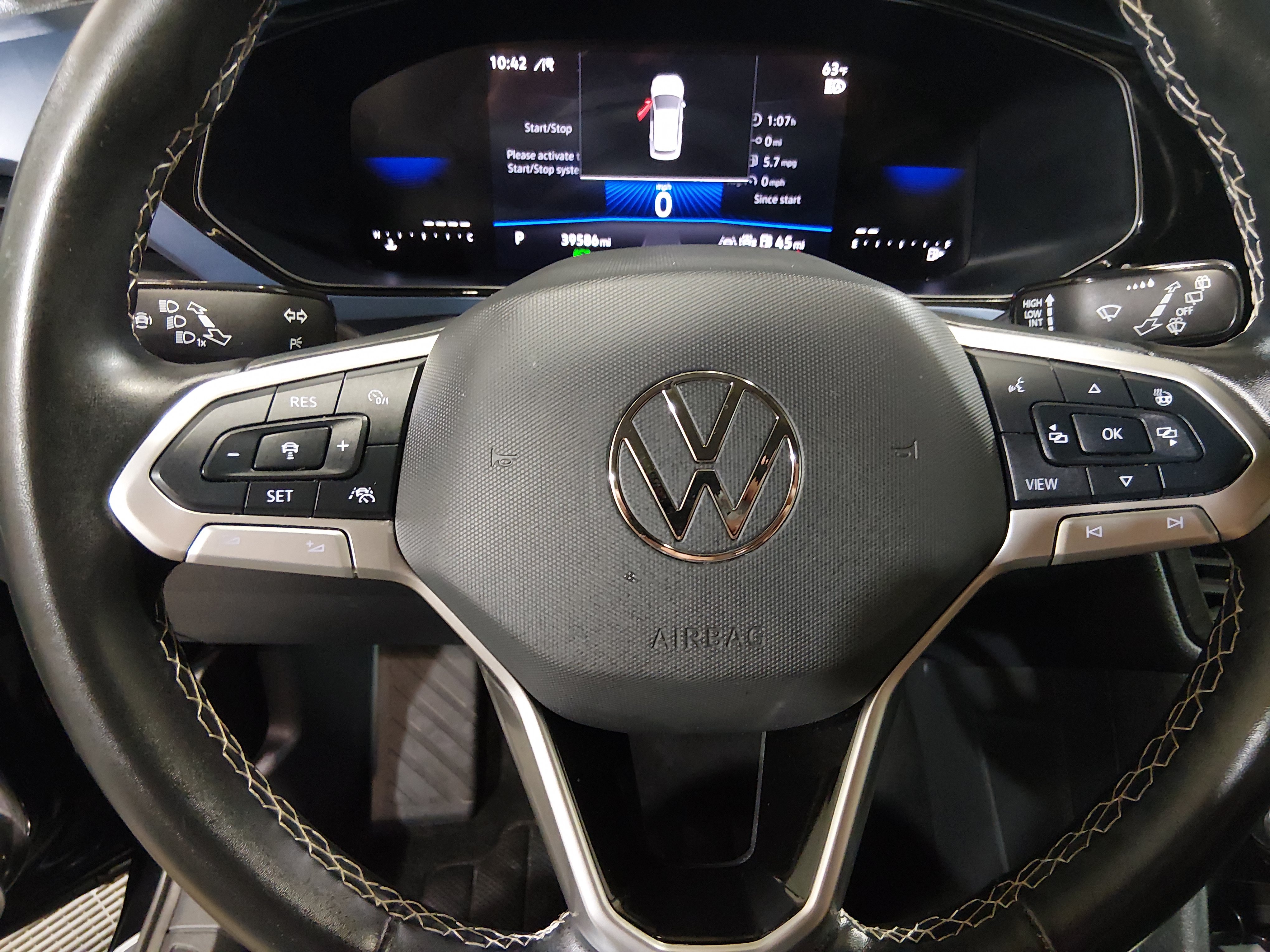 2024 Volkswagen Taos SE - Photo 12