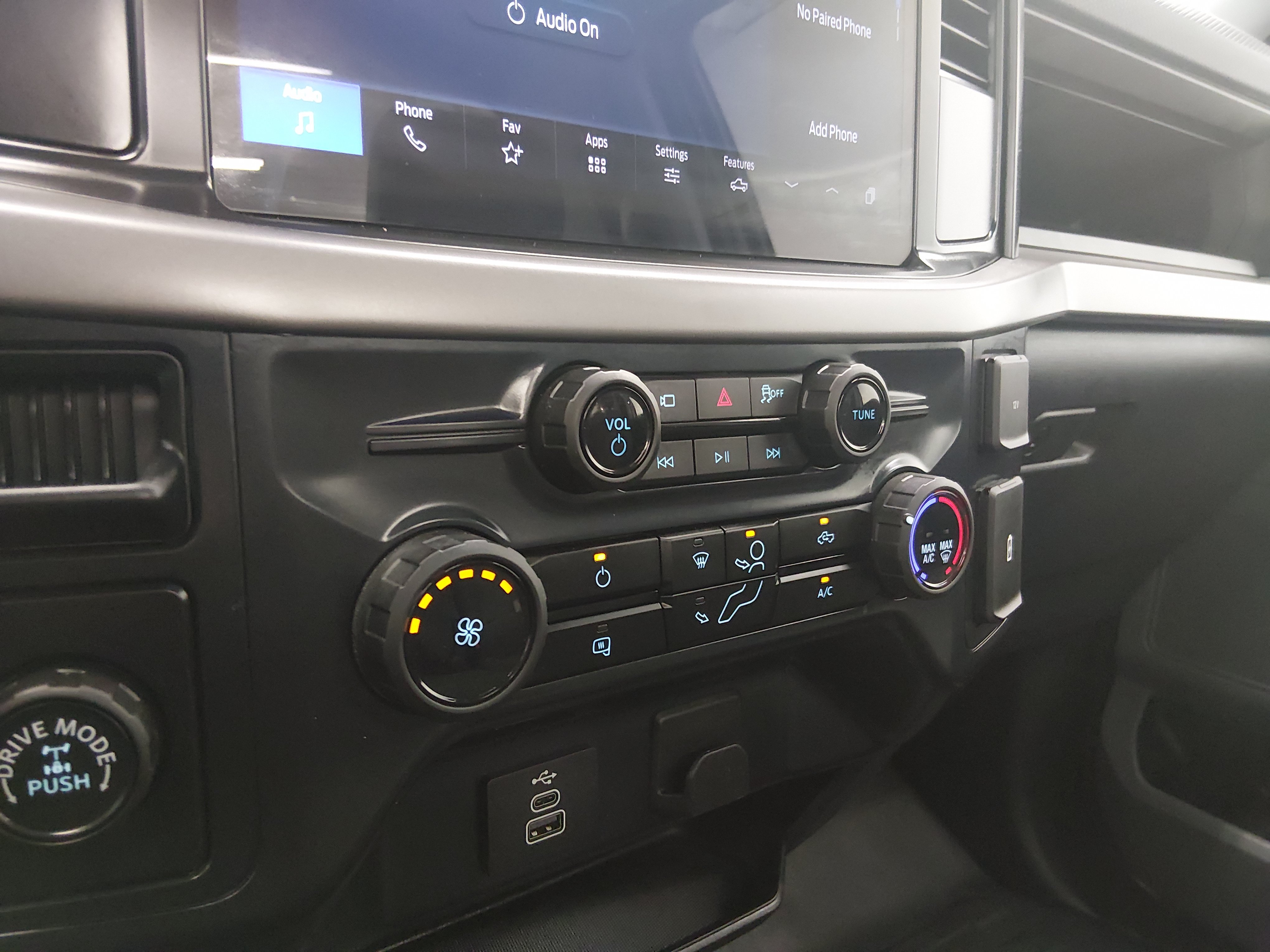 2026 Ford F-150 XL - Photo 13