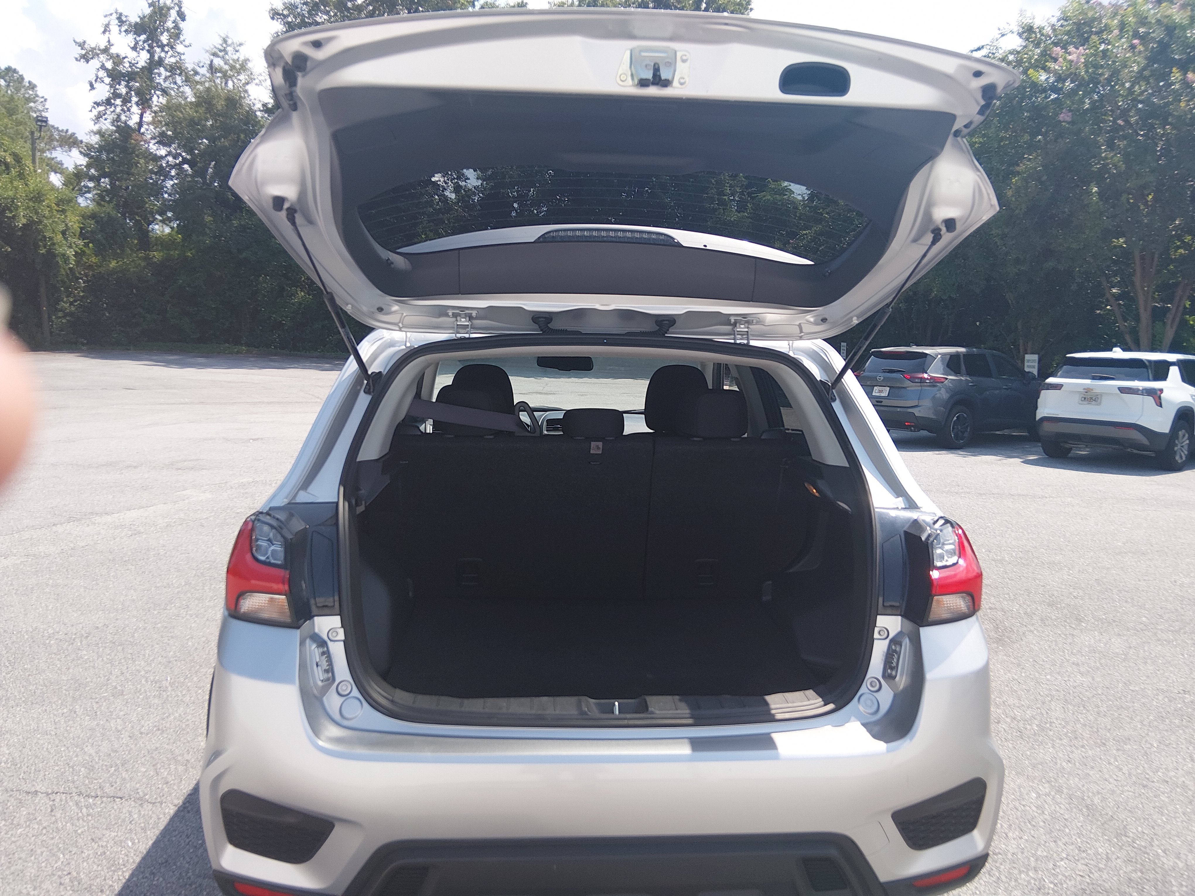 2024 Mitsubishi Outlander Sport ES - Photo 11