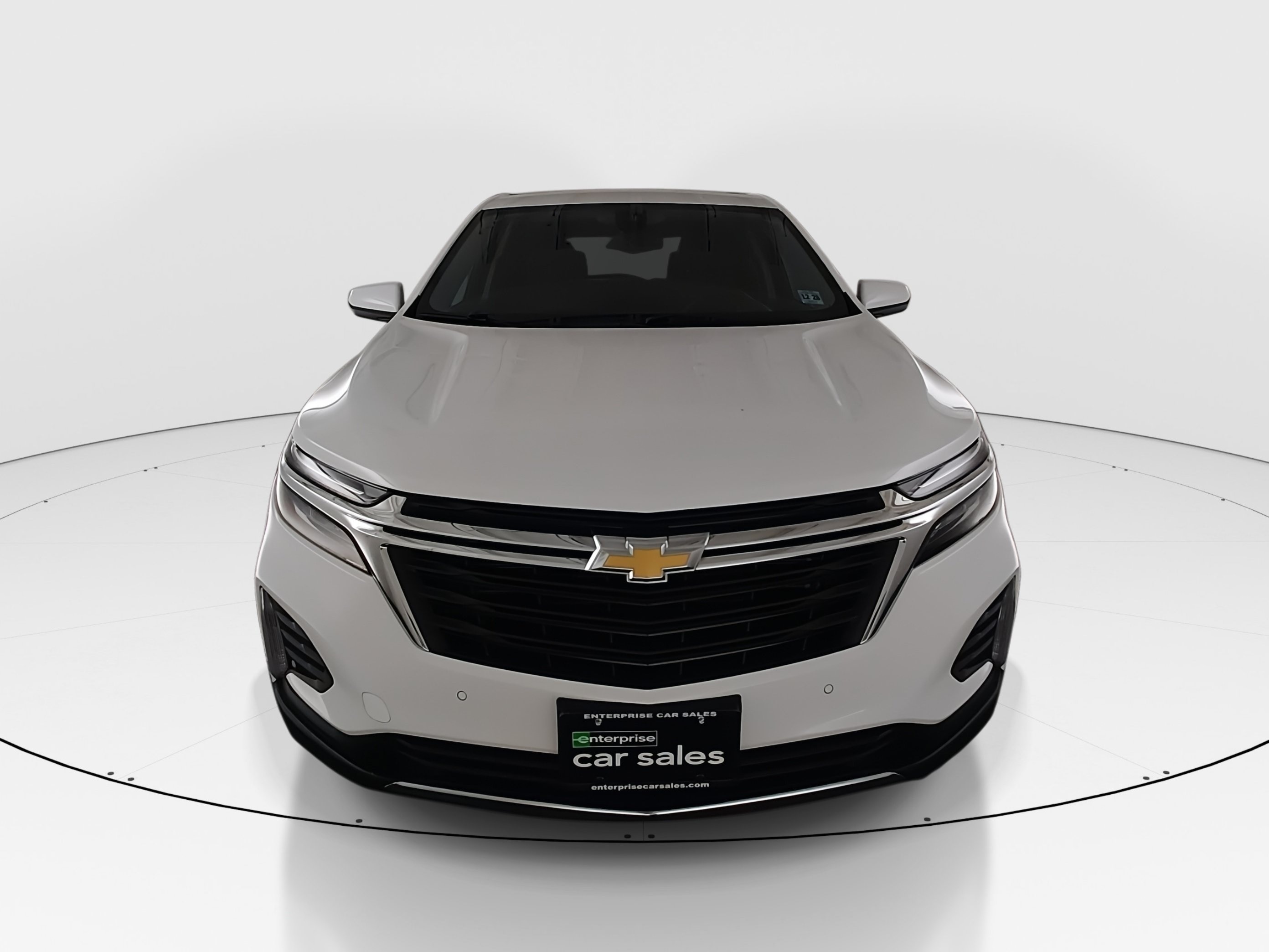 2024 Chevrolet Equinox LT - Photo 2