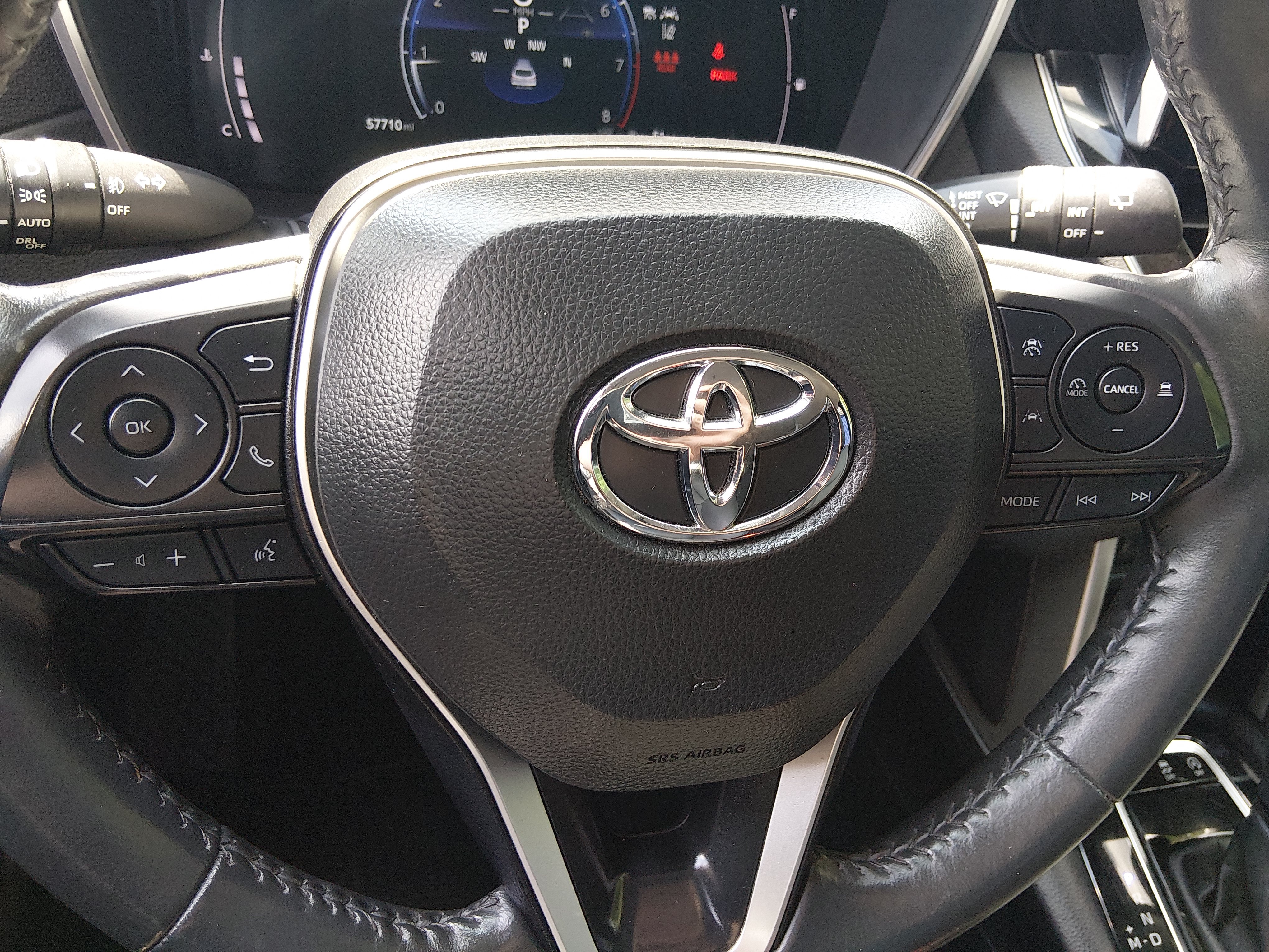 2024 Toyota Corolla Cross XLE - Photo 12