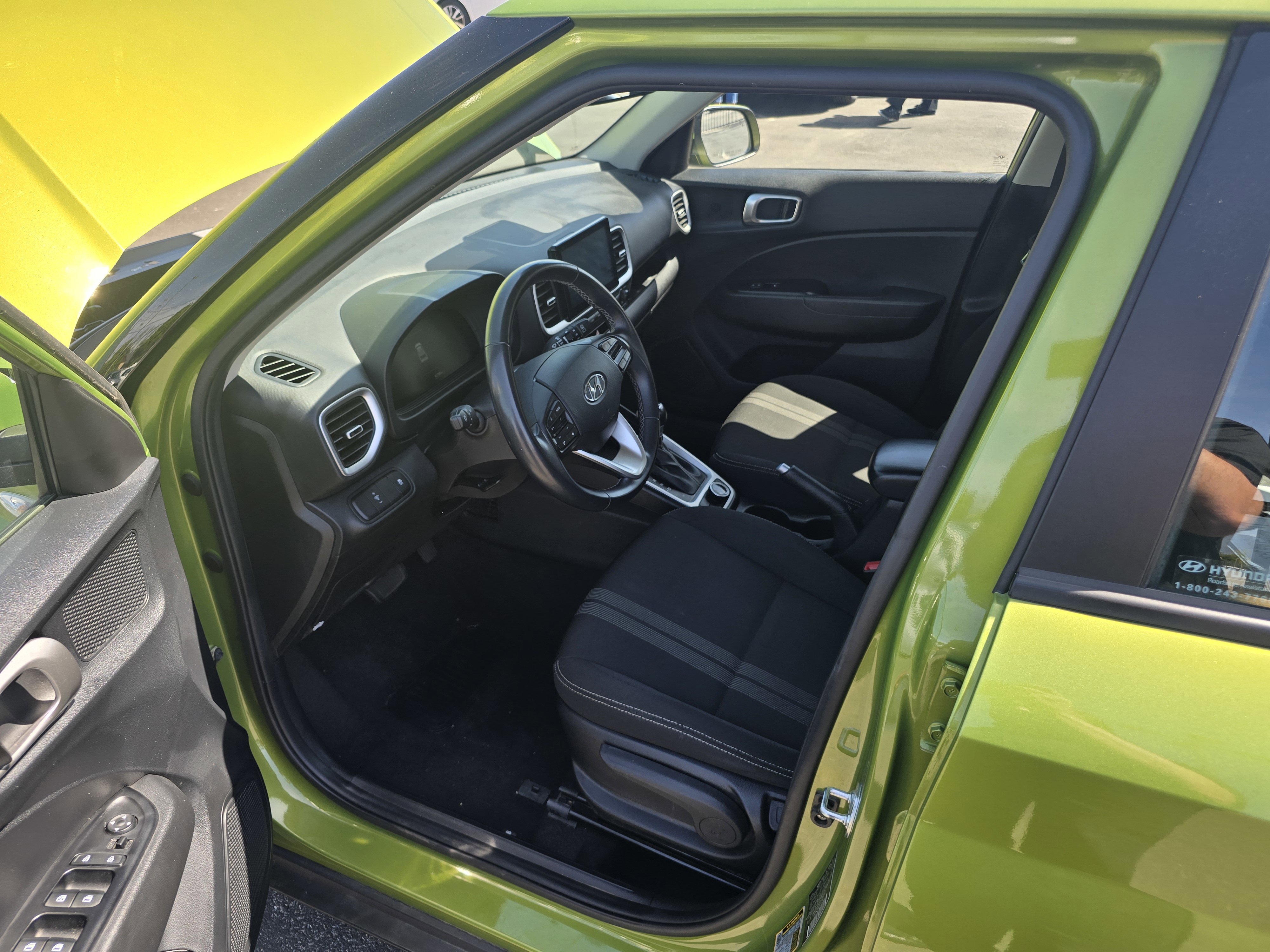 2024 Hyundai Venue SEL - Photo 10