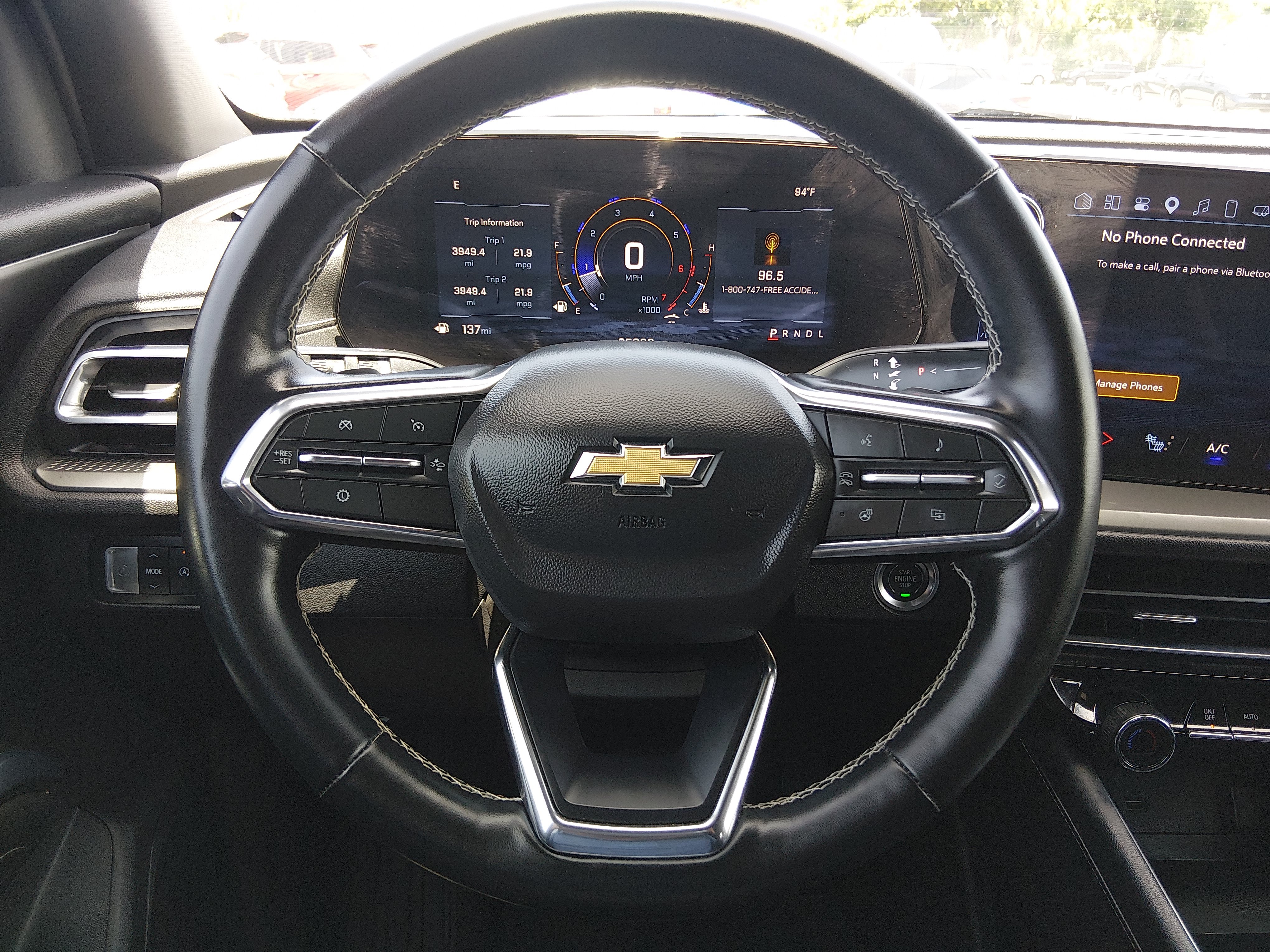 2025 Chevrolet Traverse LT - Photo 12