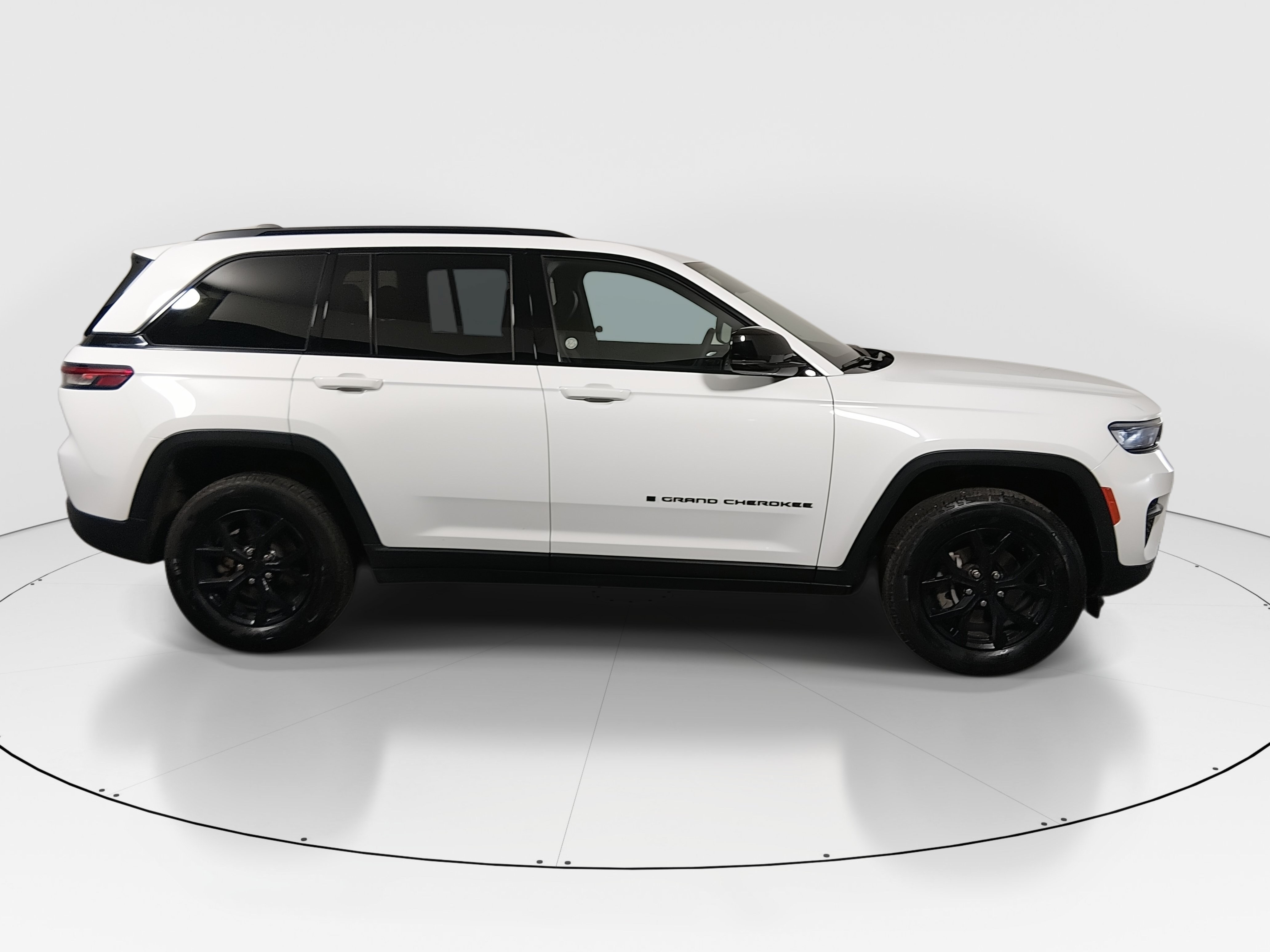 2025 Jeep Grand Cherokee Altitude - Photo 8