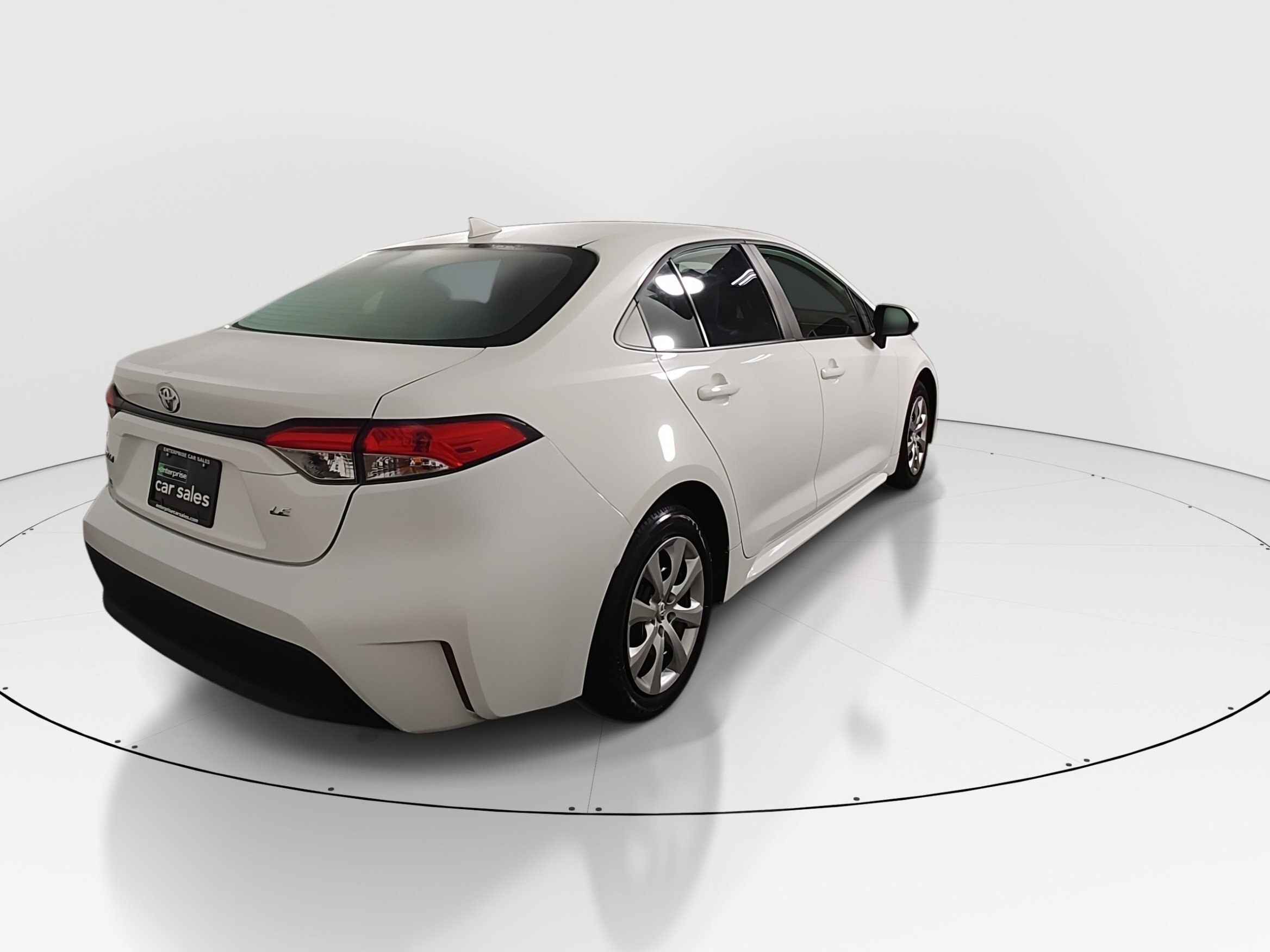 2024 Toyota Corolla LE - Photo 7