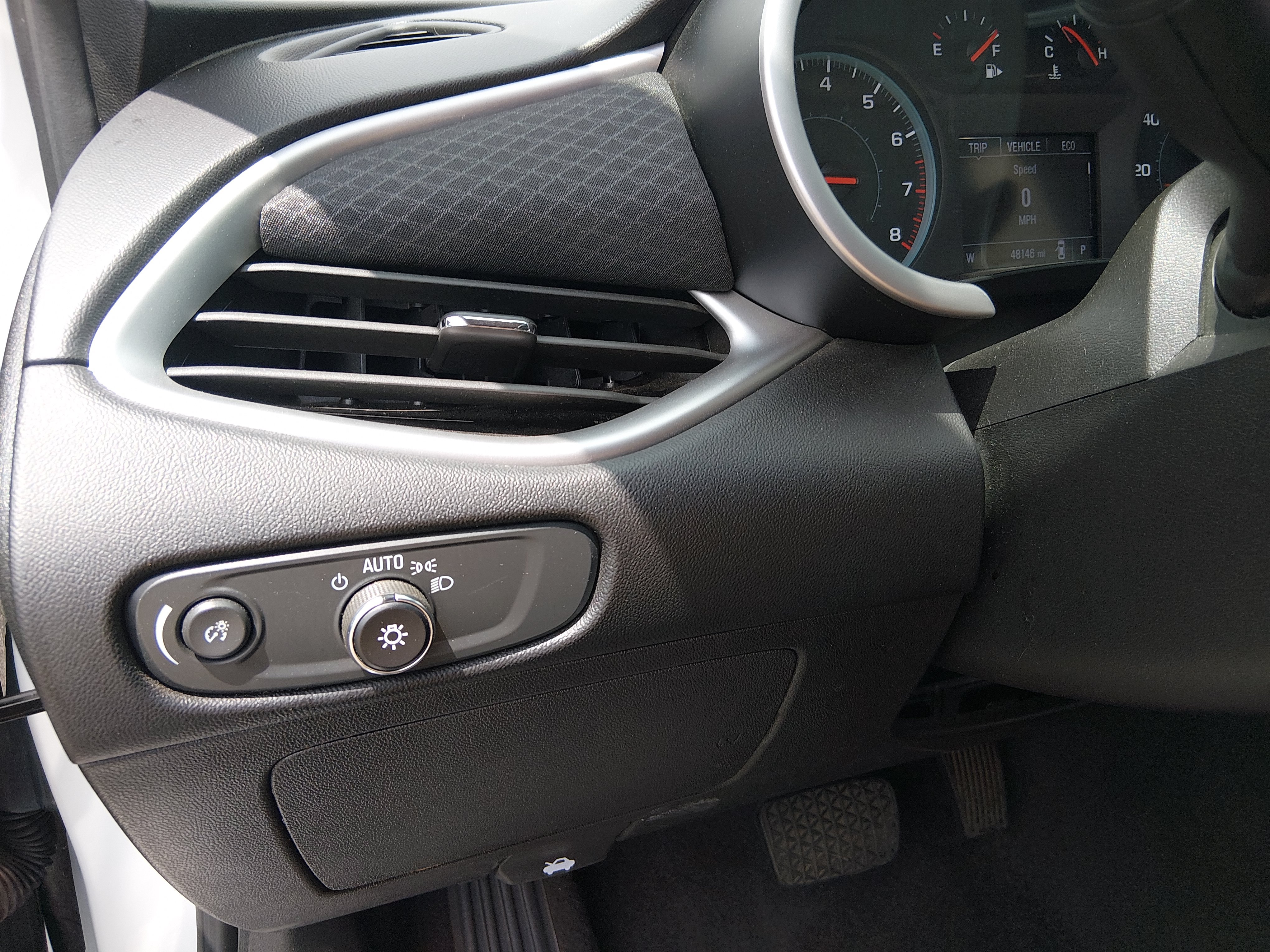 2024 Chevrolet Malibu 1LT - Photo 13