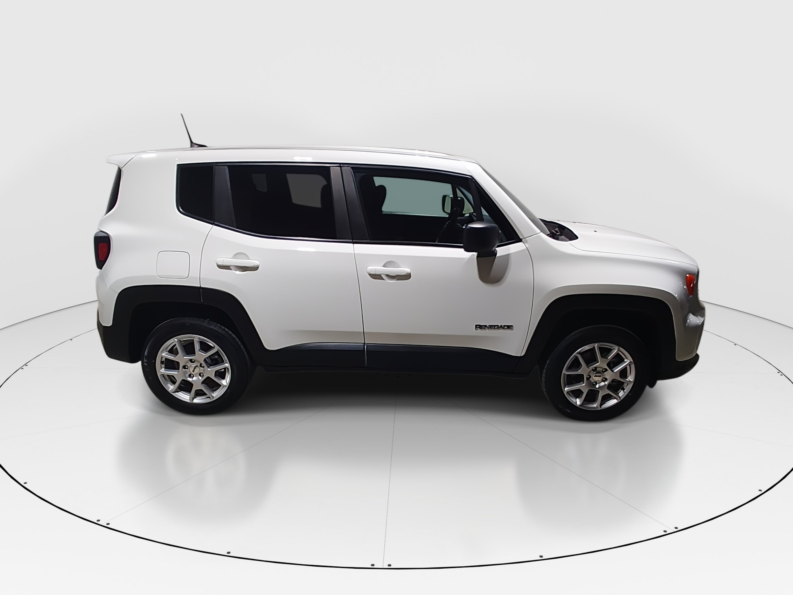 2023 Jeep Renegade Latitude - Photo 8