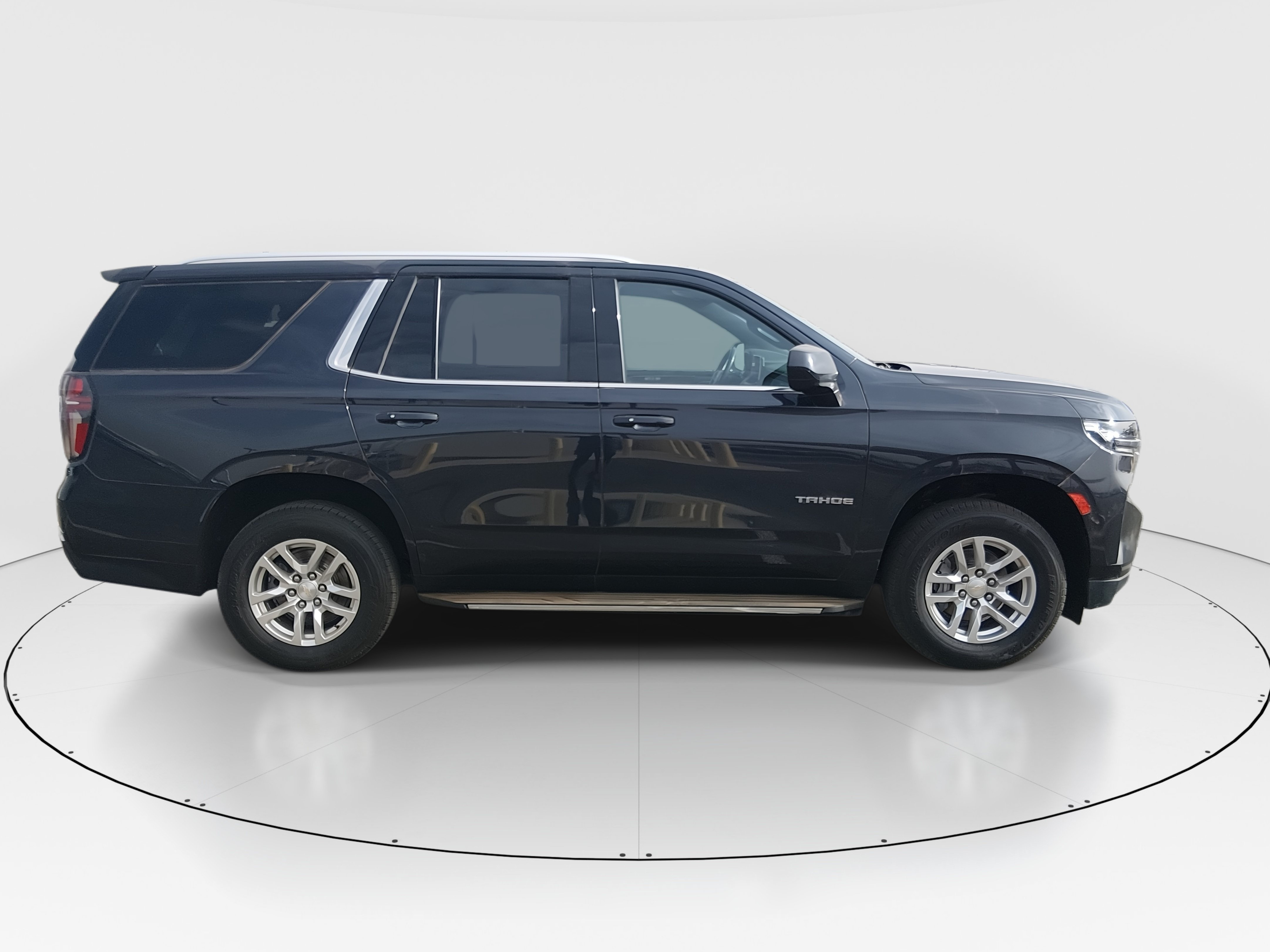 2023 Chevrolet Tahoe LT - Photo 8