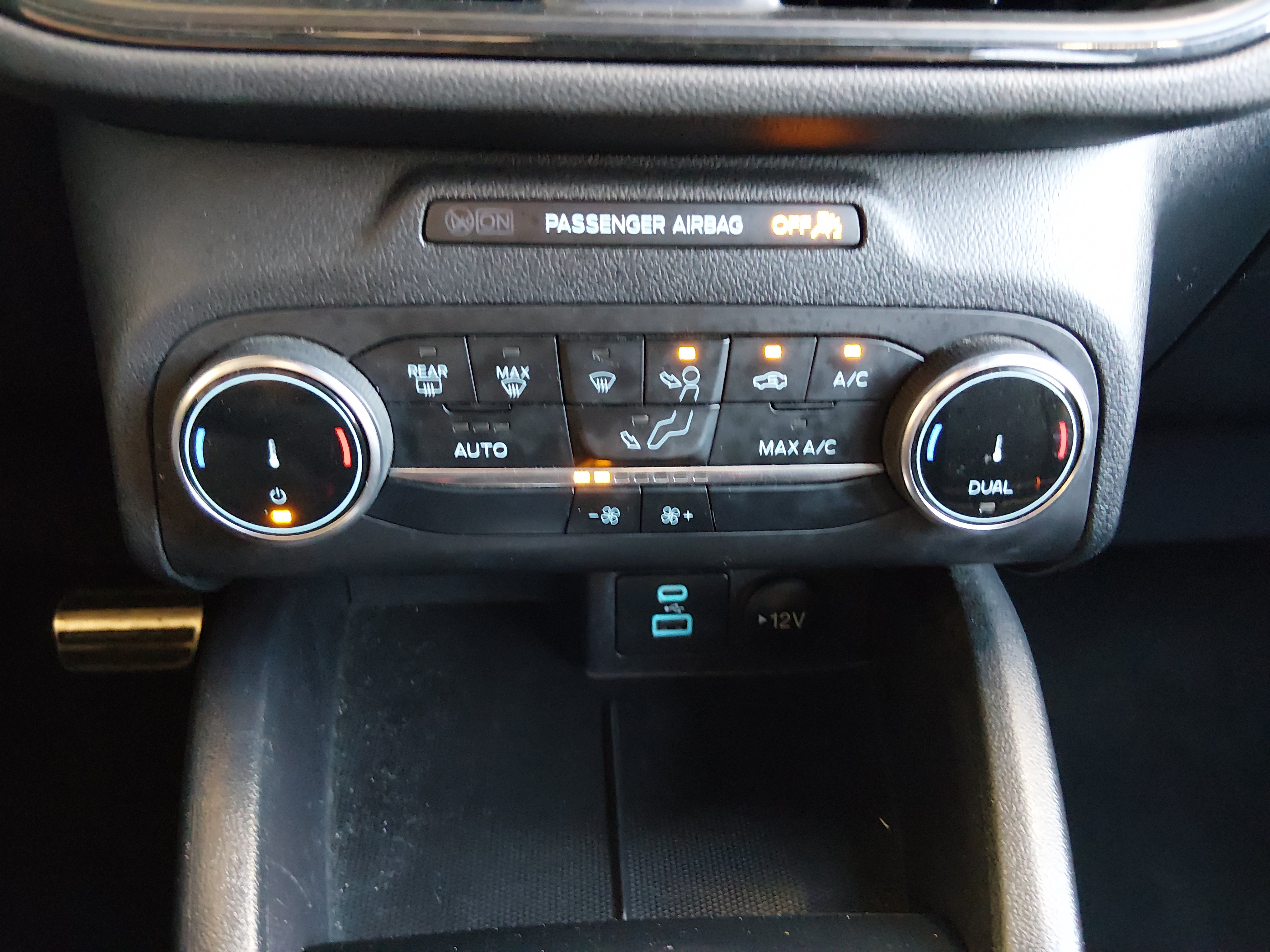 2023 Ford Escape ST-Line - Photo 19