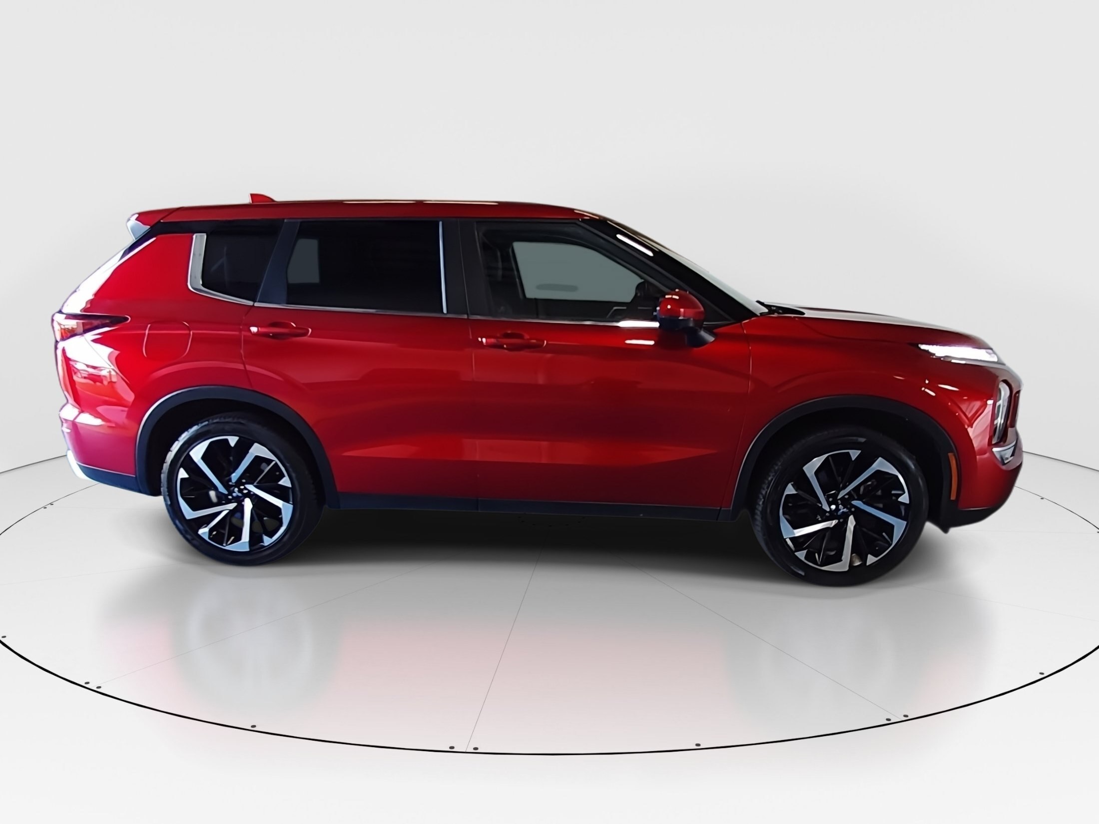 2024 Mitsubishi Outlander SE - Photo 8