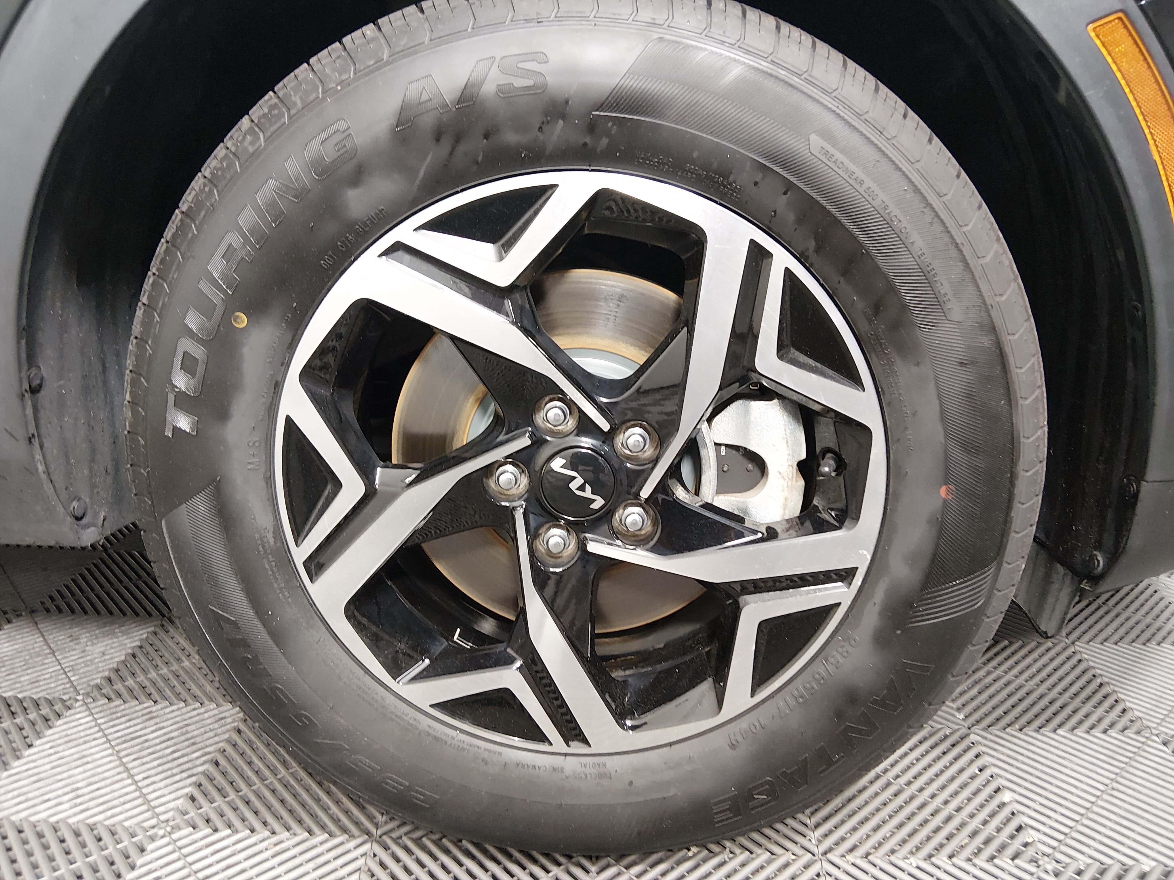 2024 Kia Sportage LX - Photo 10