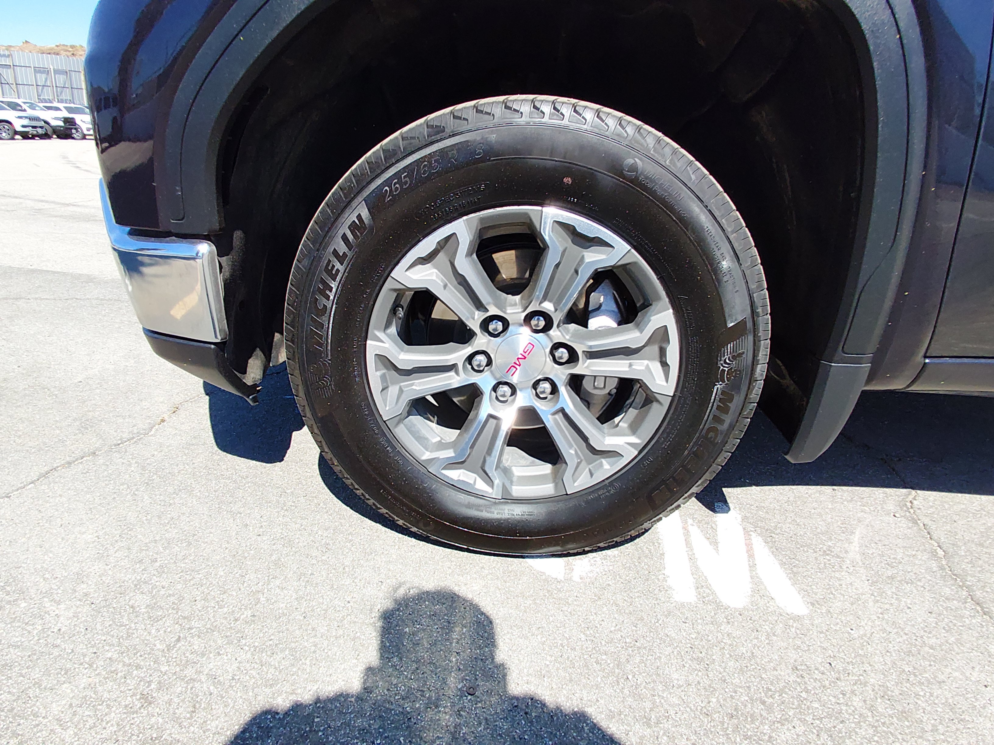 2025 GMC Sierra 1500 SLT - Photo 10
